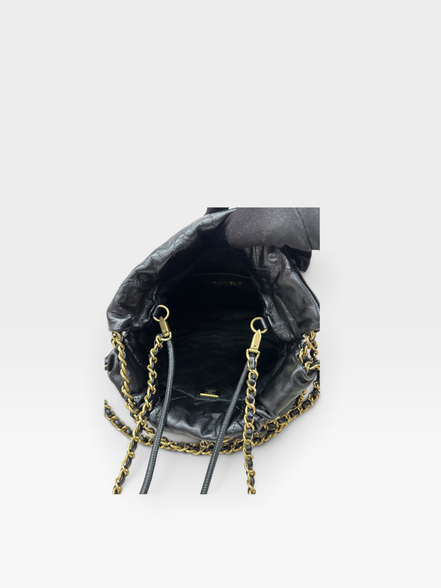 Pre-Owned CHANEL Mini 22 Bag / Product Code: 092501