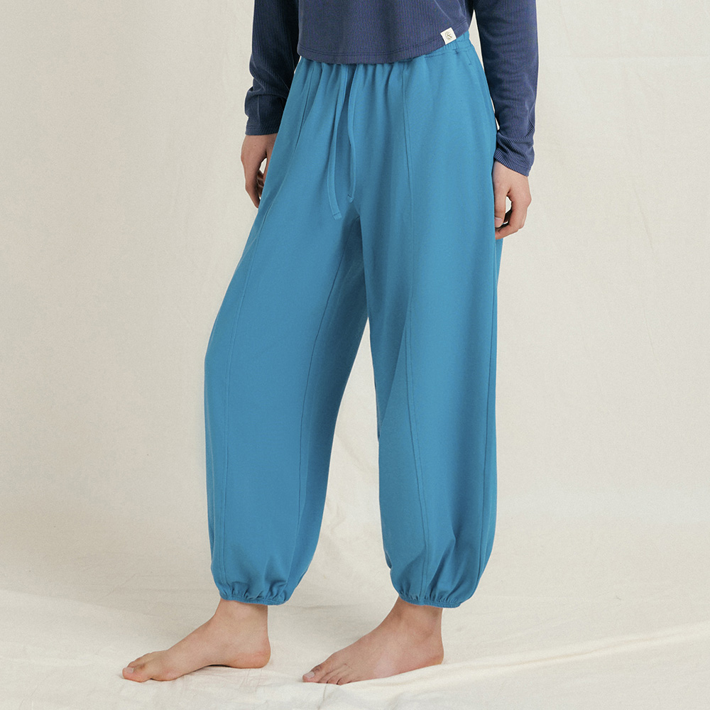 預購_FEWSPT096 Banda Light Line Jogger Pants by front2line