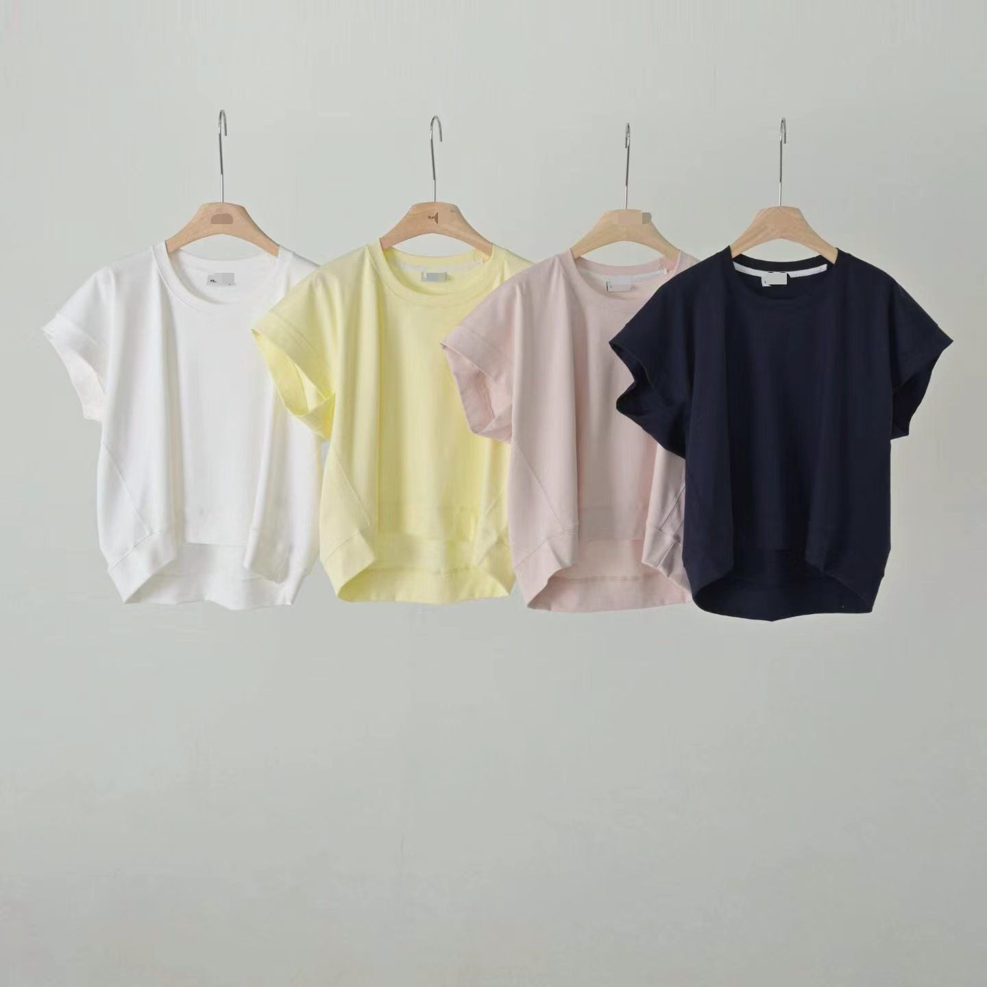 純色寬鬆短袖上衣