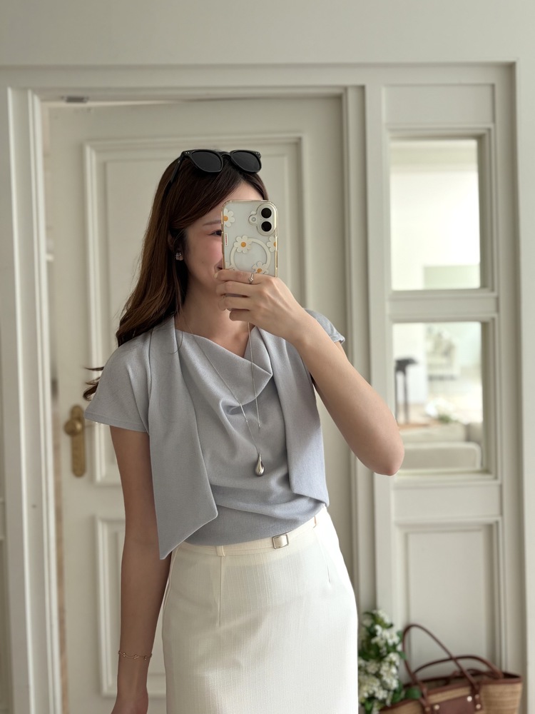The Belted Straight Skirt (Ivory)