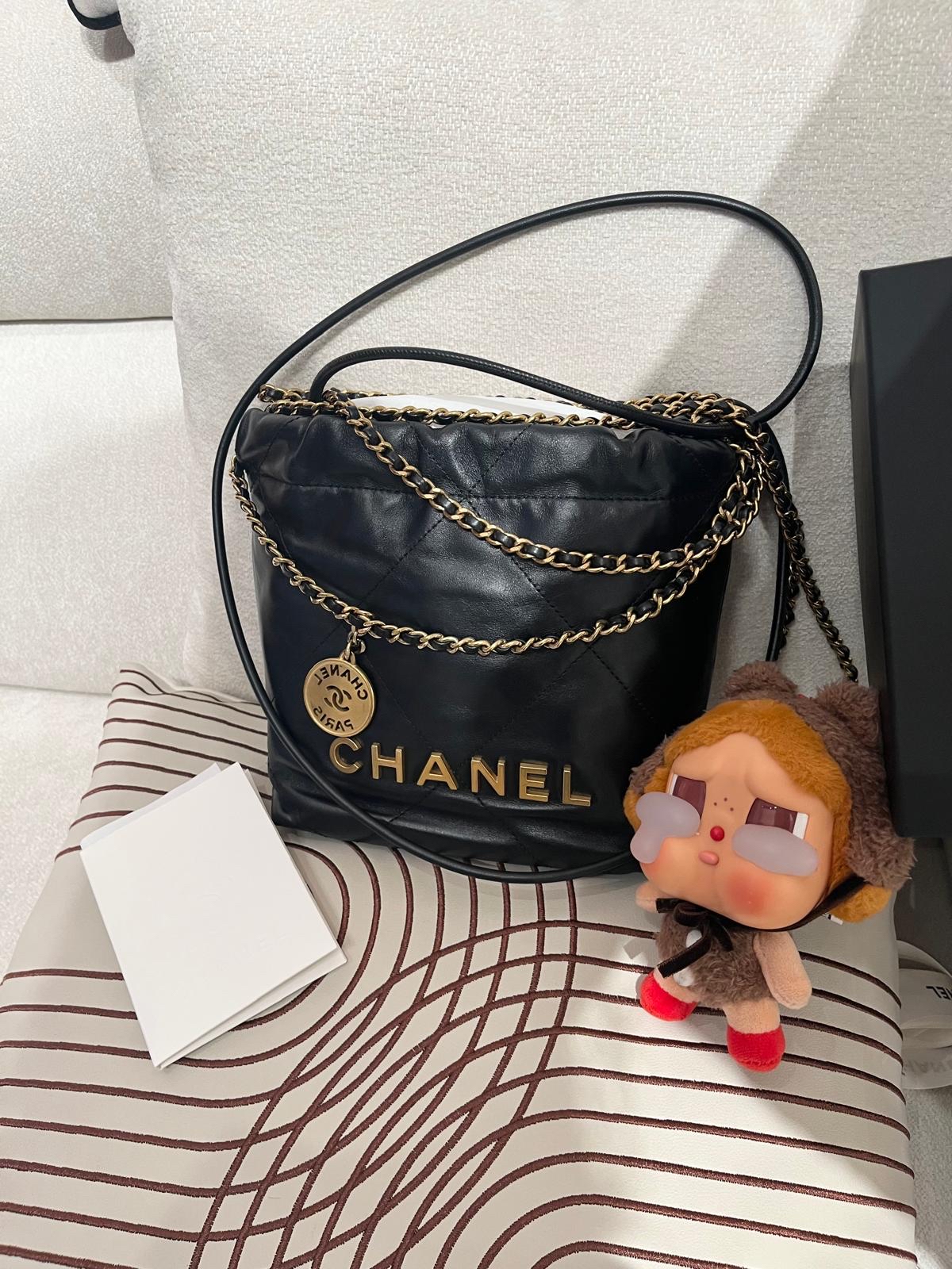Chanel 22 Mini 黑色牛皮金鏈 100%Authentic, 95%New ✅專門店收據✅晶片✅Dust bag✅Box