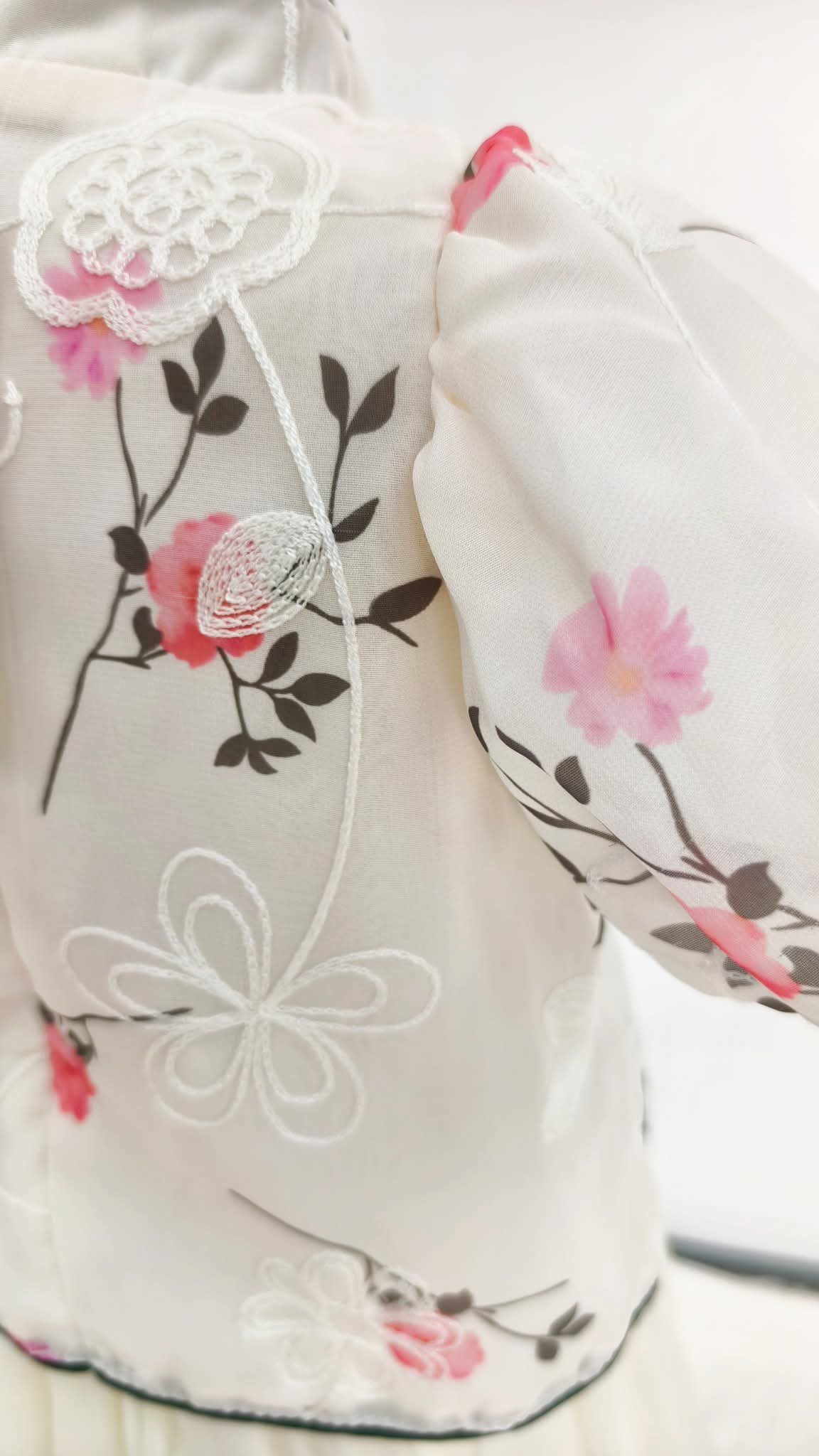 A22 女童立领新中式梅花套装