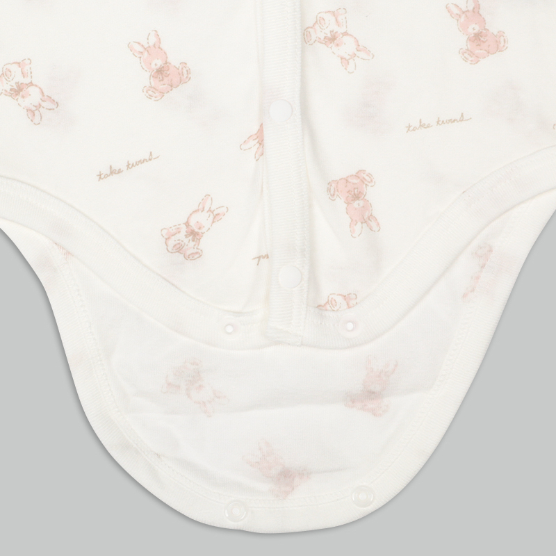 🇯🇵預訂 日本直送🇯🇵日本製小兔印花純棉前開式短袖包屁衣兩件套