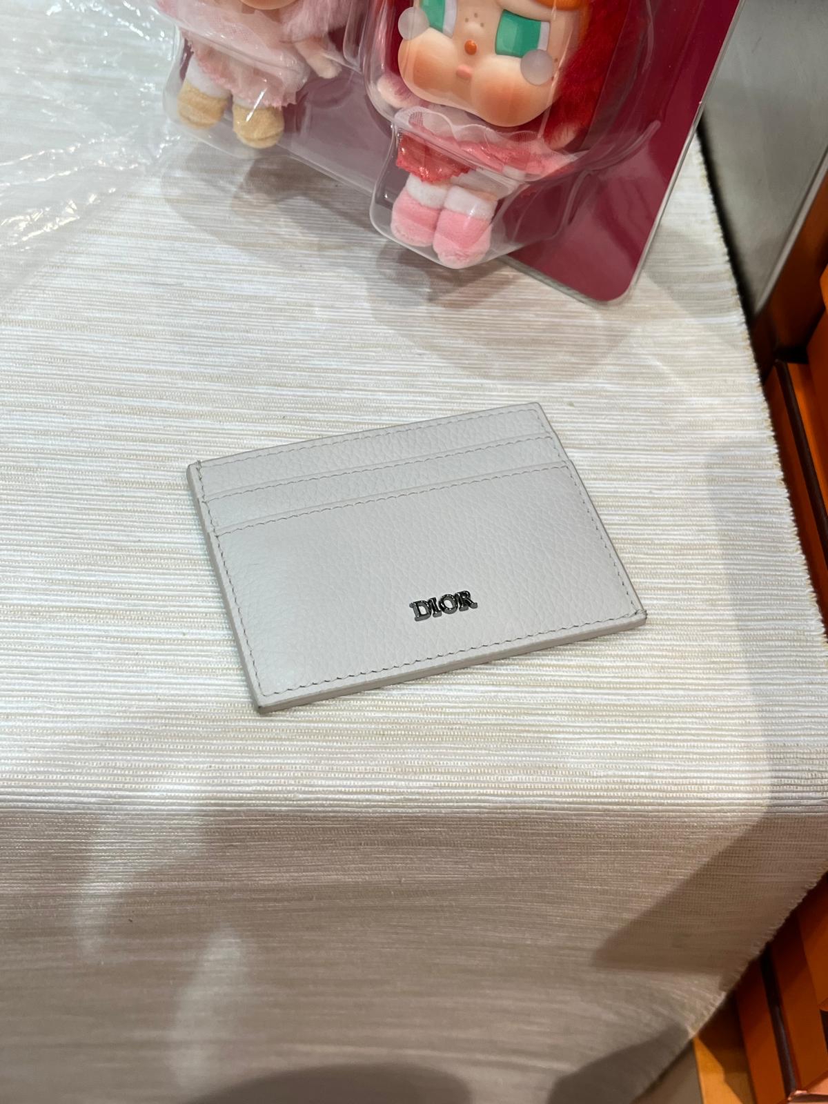Dior card holder grey 100%Authentic ,98%new✅dust bag ✨✨專門店售價$3800 ✨✨  