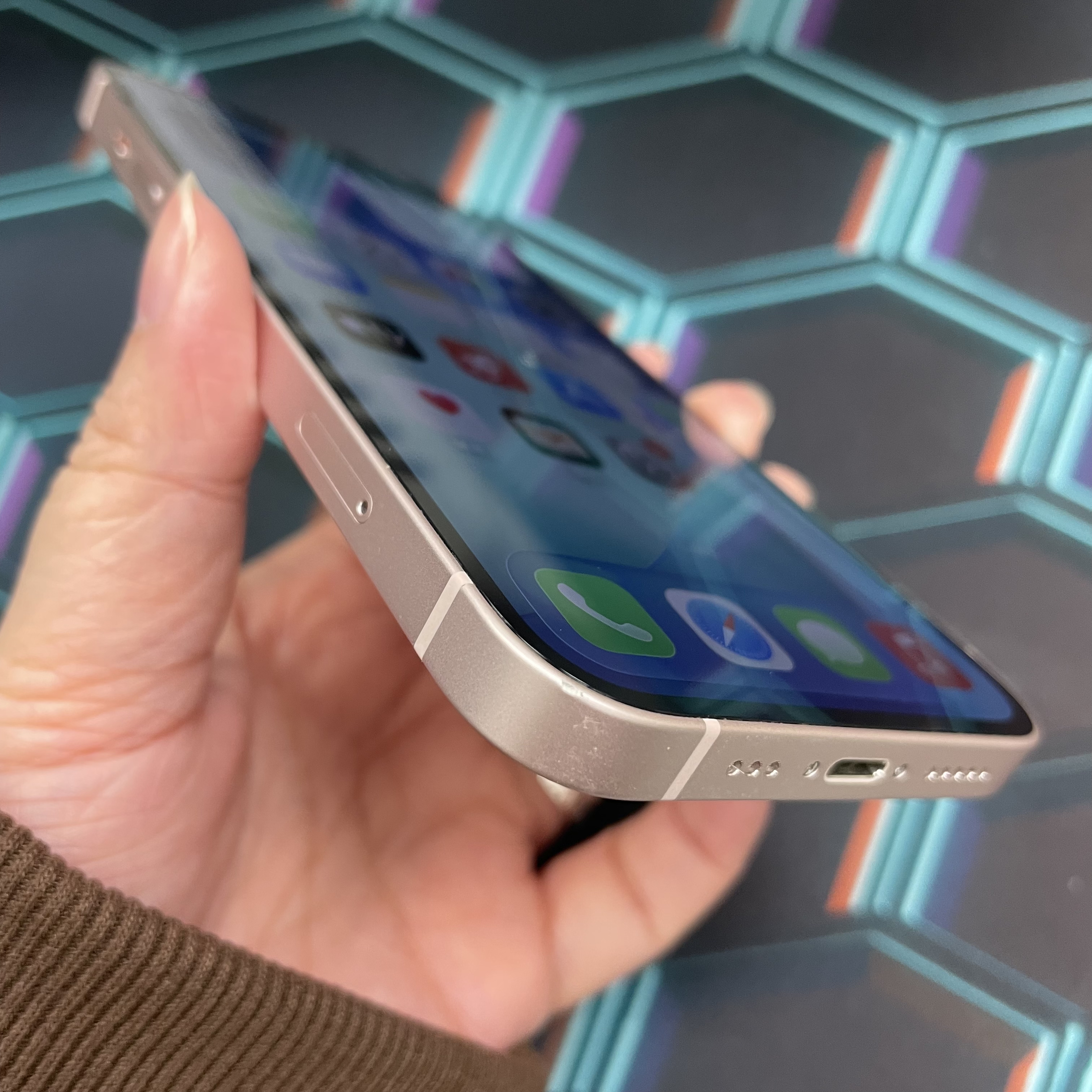 *5779 13 勁靚機 256GB 電79 粉色 pink