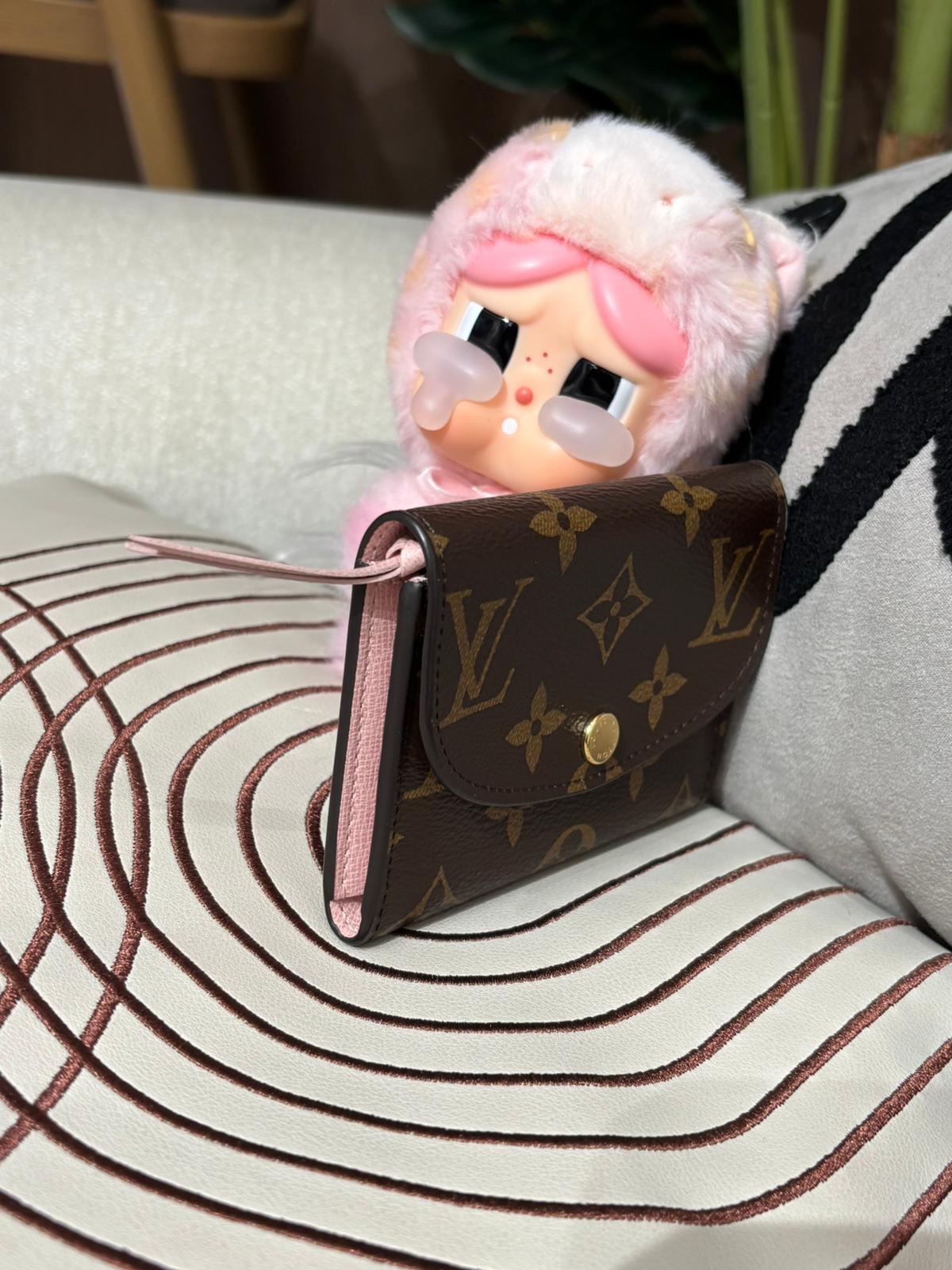 LV Rosalie Wallet Monogram 100%Authentic, 98%New