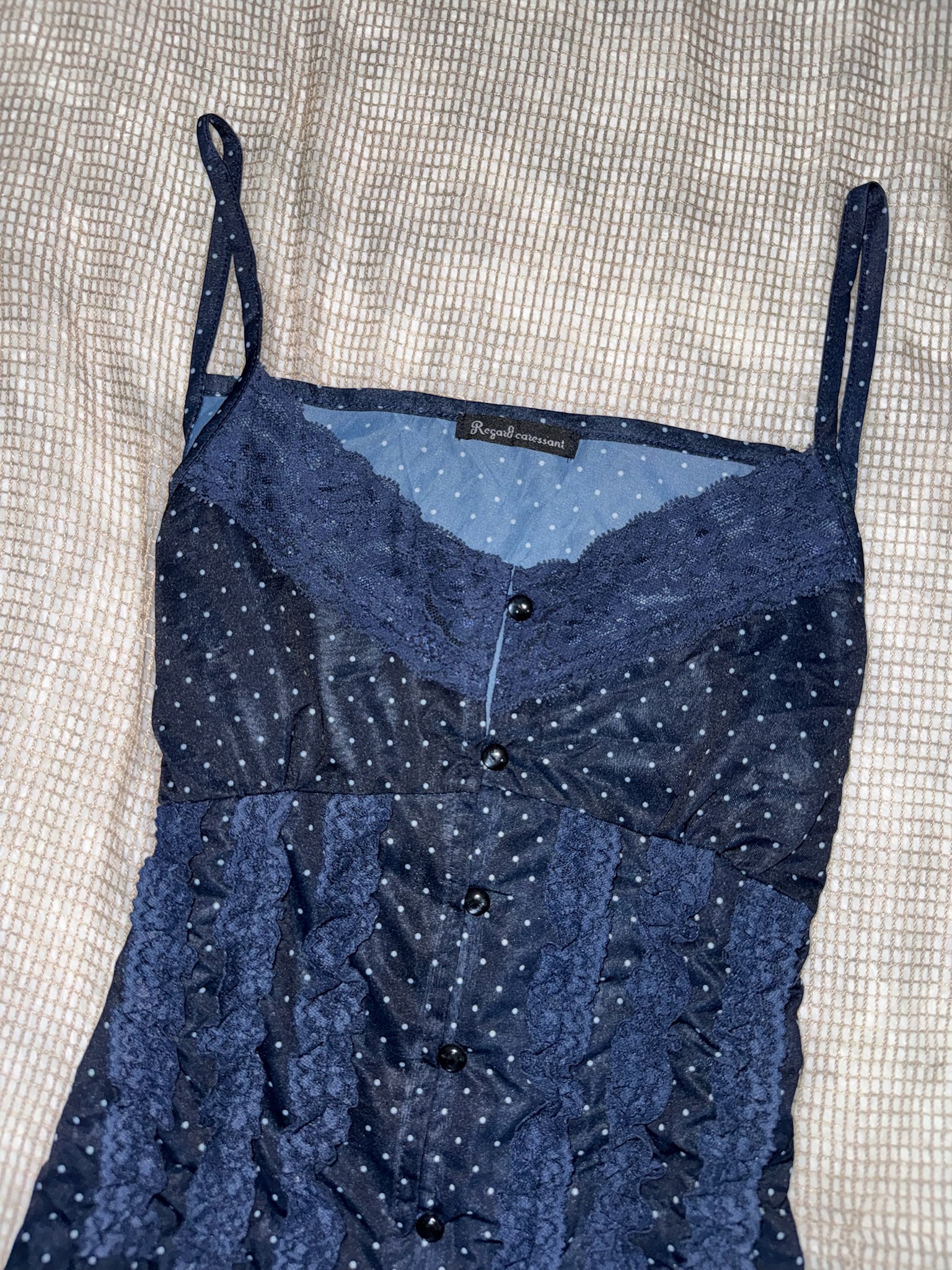 Scalloped Polka Dot Lace Trim