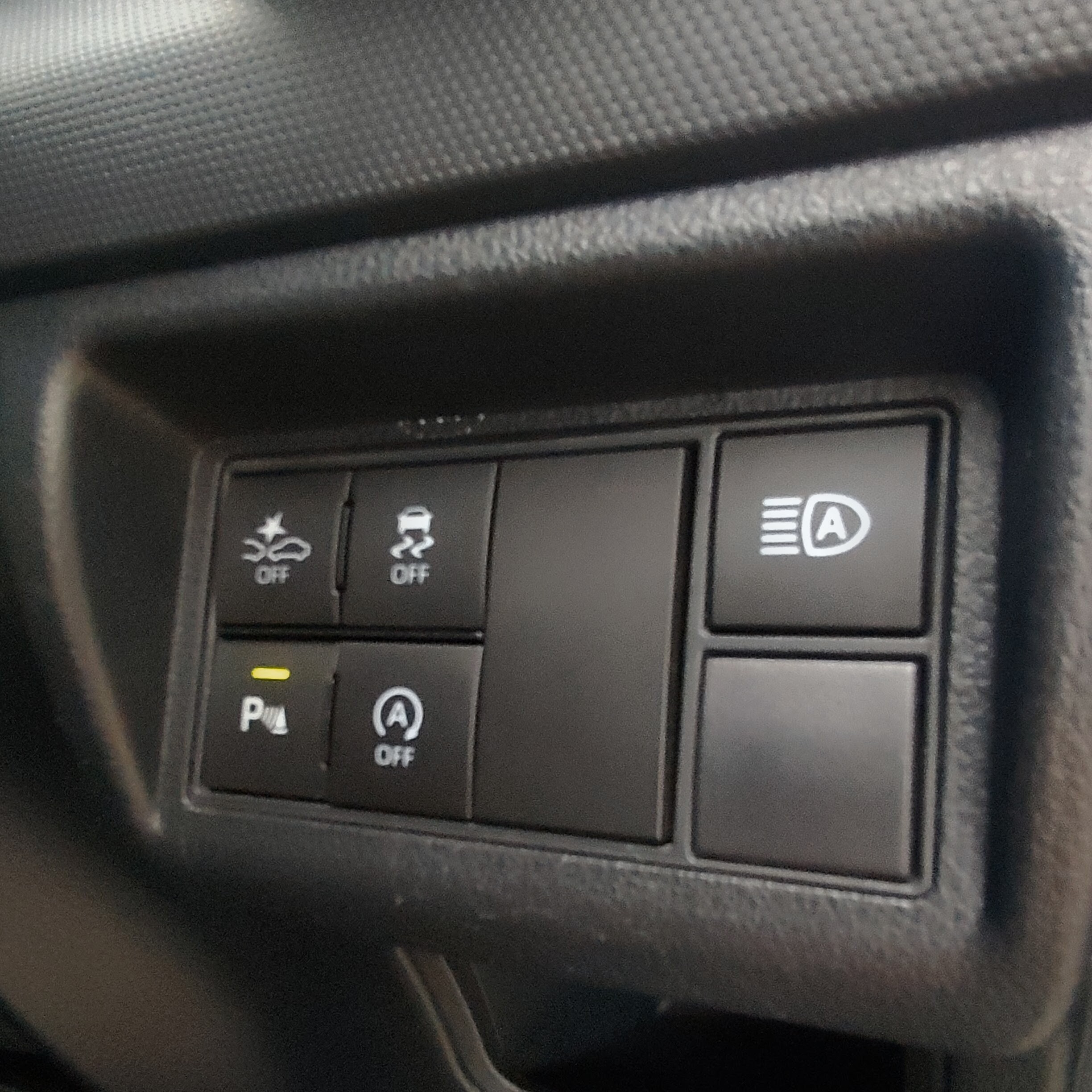 2022 Perodua ALZA H 1.5 (A)–LIKE NEW CONDITION!