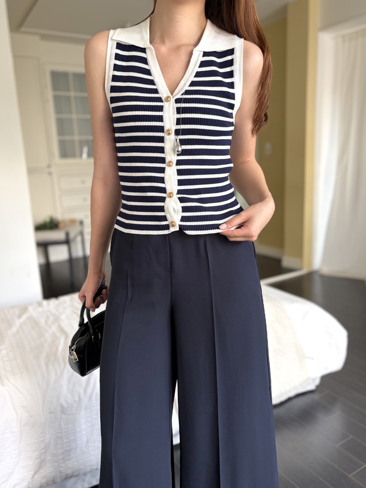 The Effortless Stripe Vest (White)