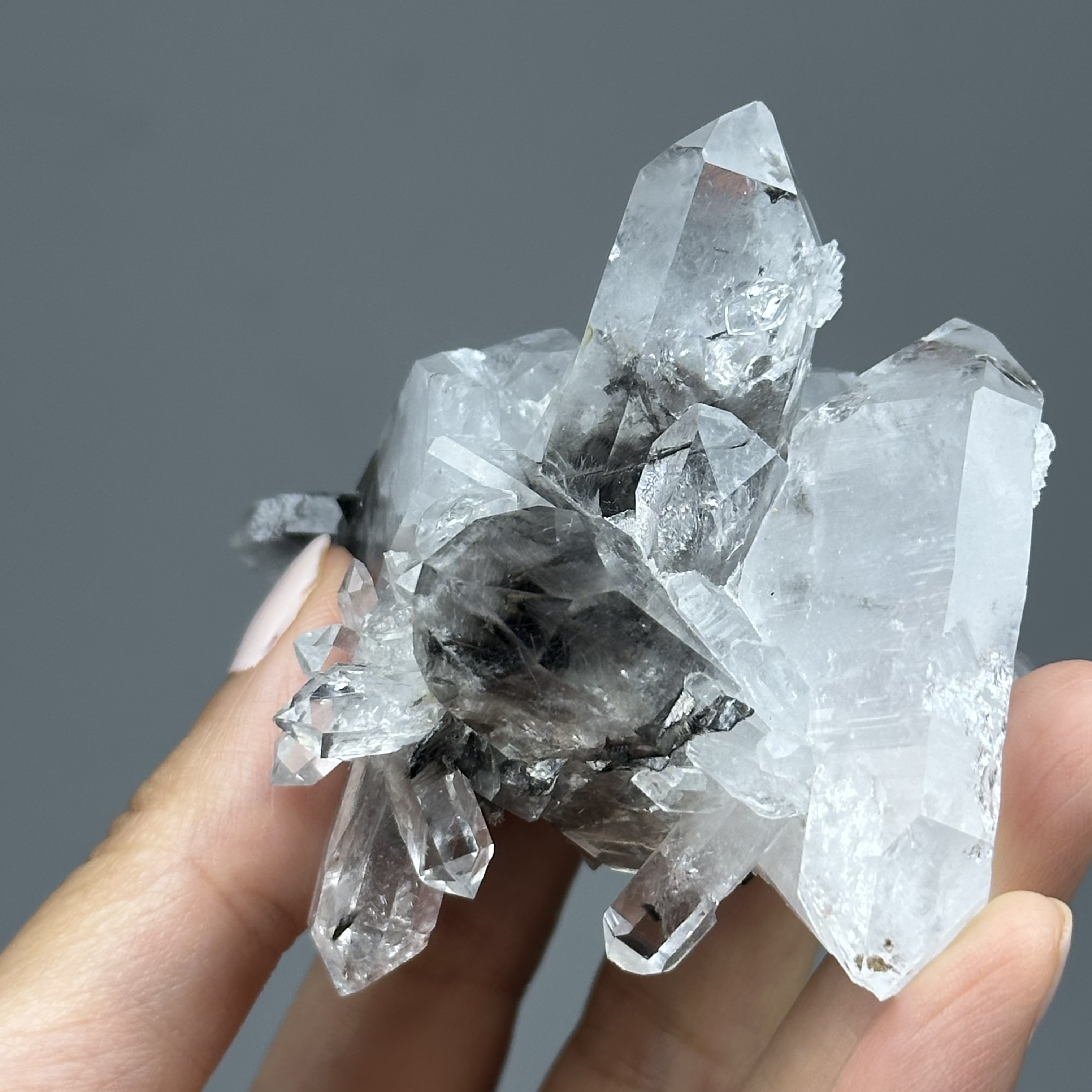 黑銀鈦水晶簇 - Brookite and Rutile Quartz | RU011