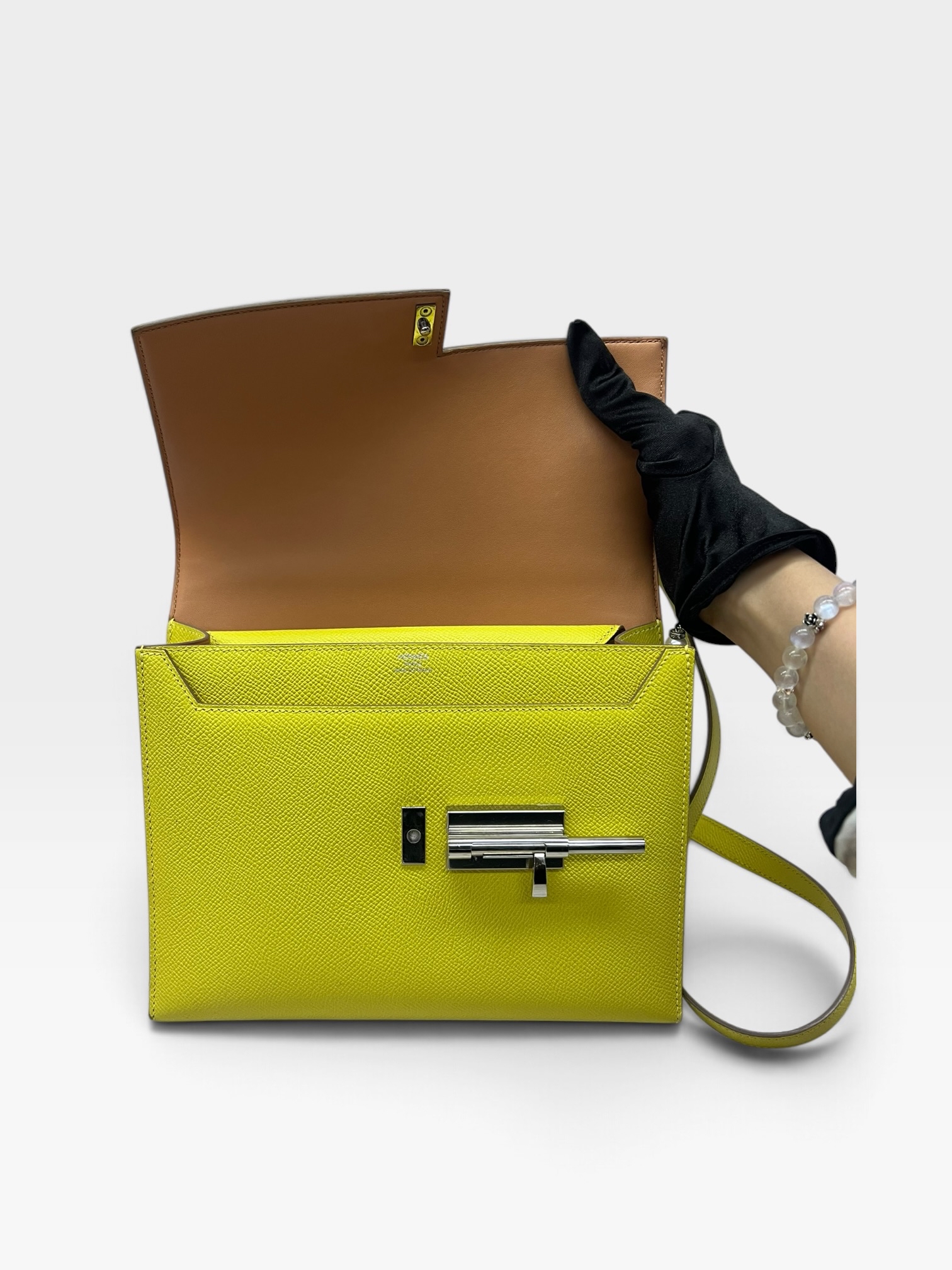 Pre-Owned HERMÉS Verrou 23 Stamp C / Product Code: 102923