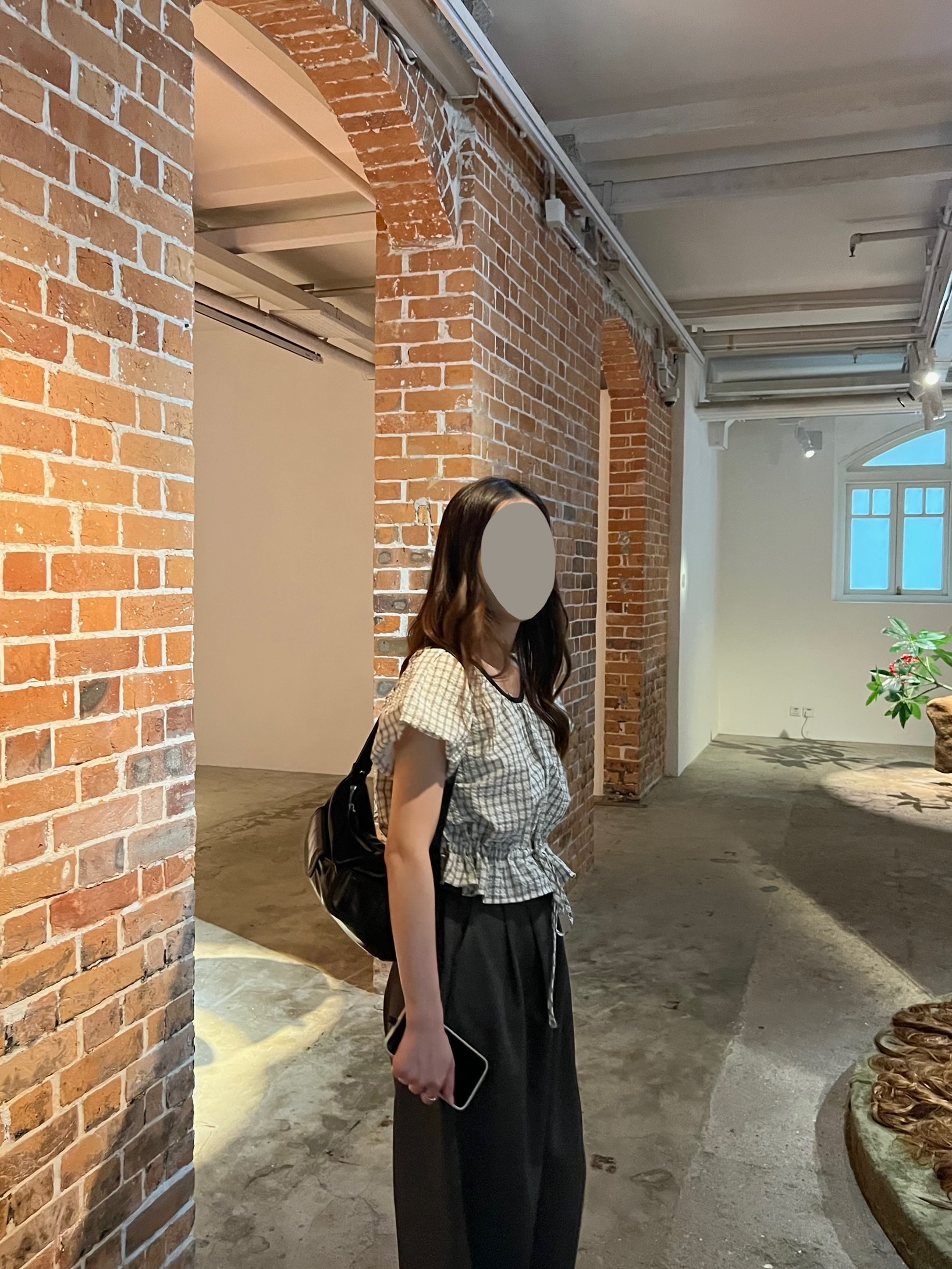 推薦 免熨寬鬆格紋blouse 