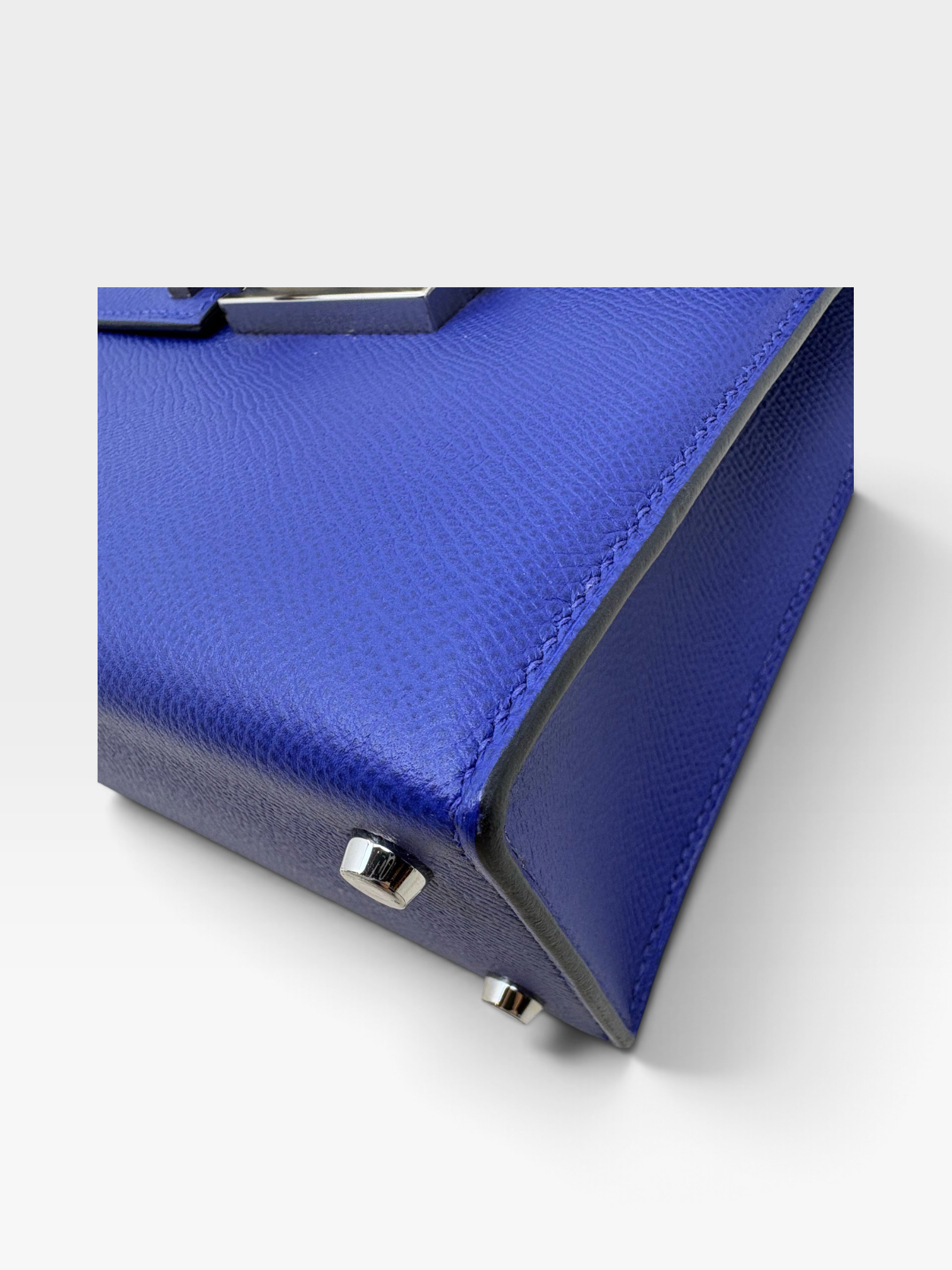 Pre-Owned HERMÉS  Verrous 23 Stamp C / Product Code: K093004