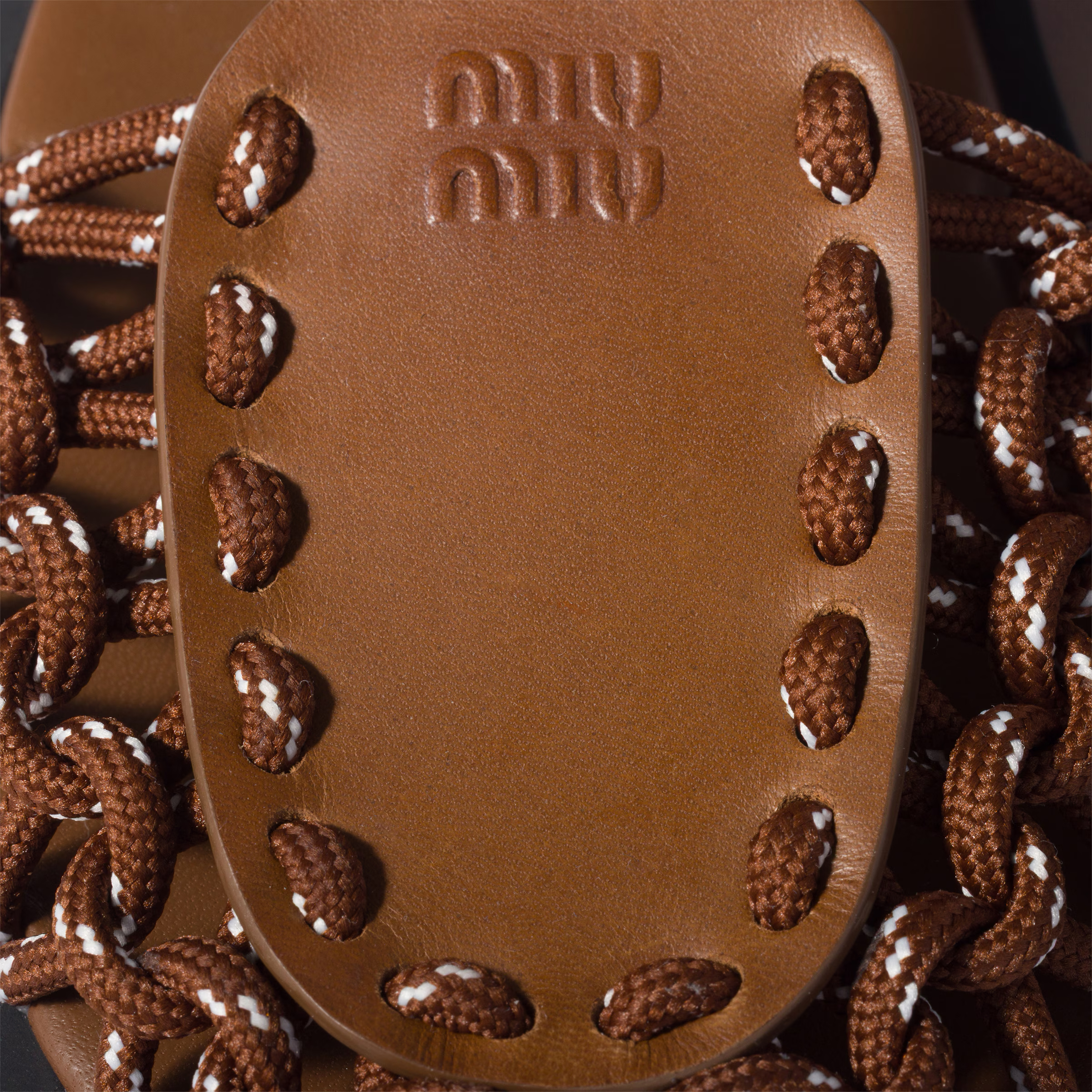 限時優惠✨新款🆕訂貨📮MIUMIU 涼鞋 Size 36 37 38 40