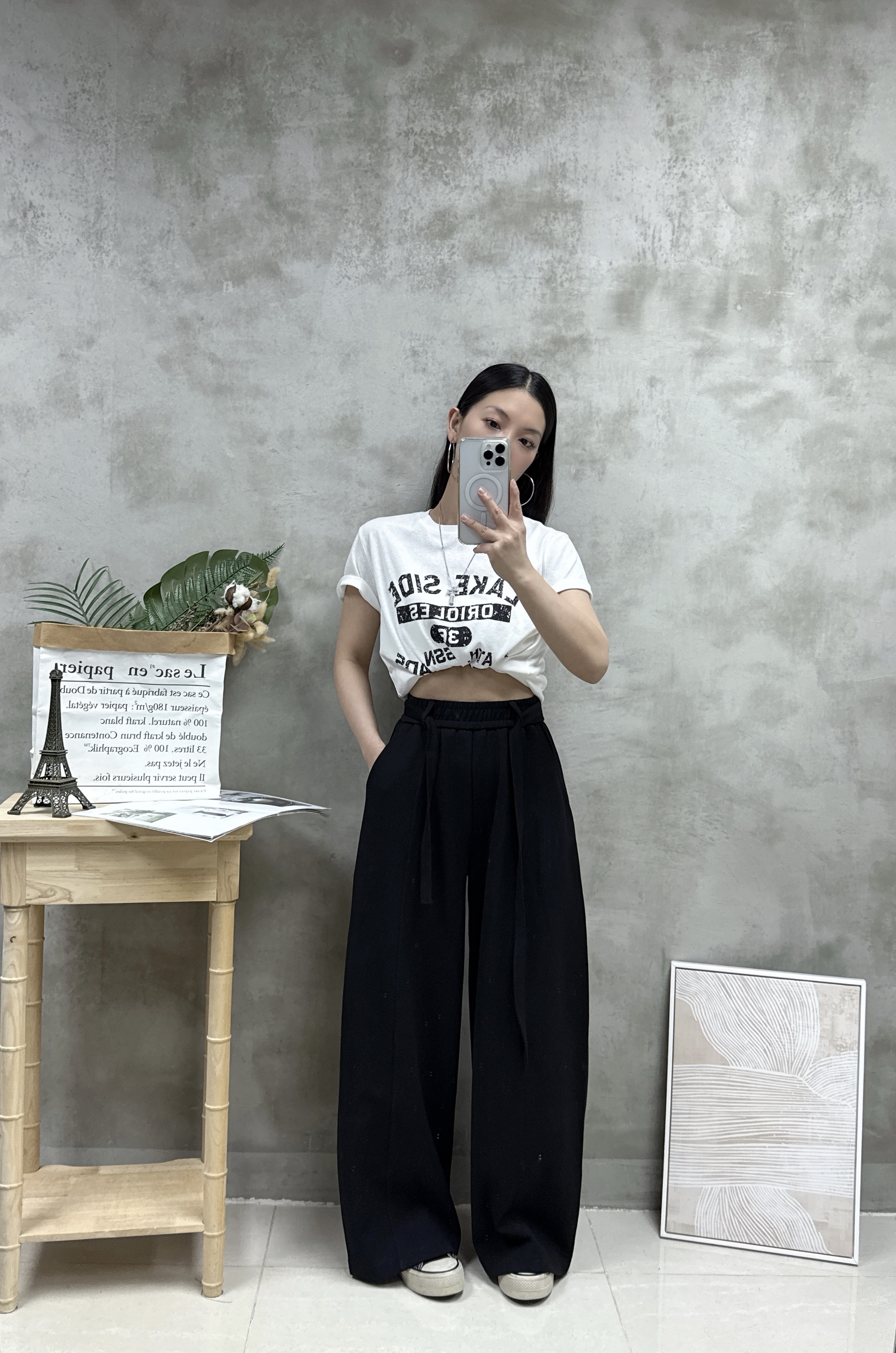 F01 拼色英文字Tee