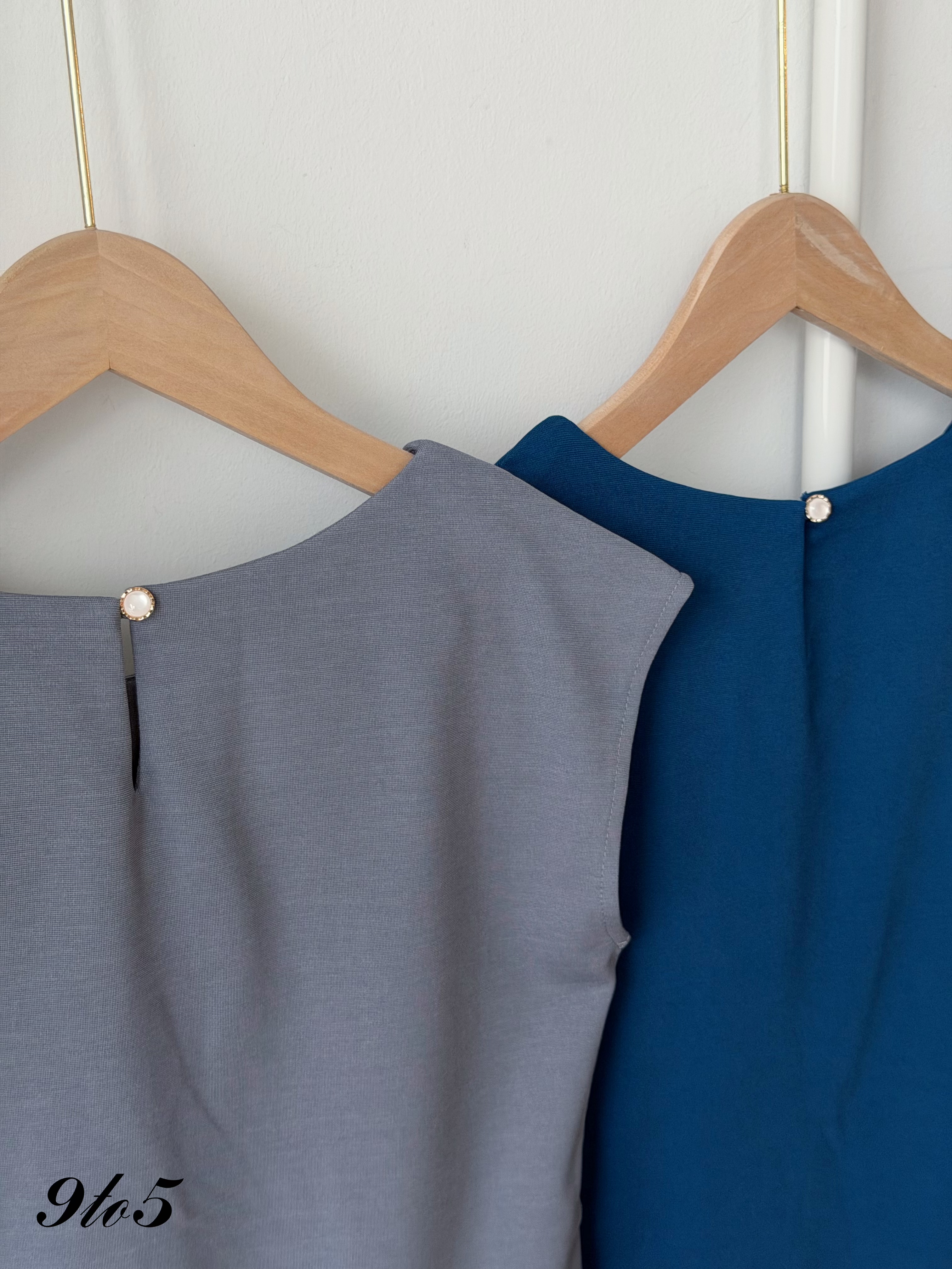 T4485 Cape Sleeve Ruched Top - 3 Colors 