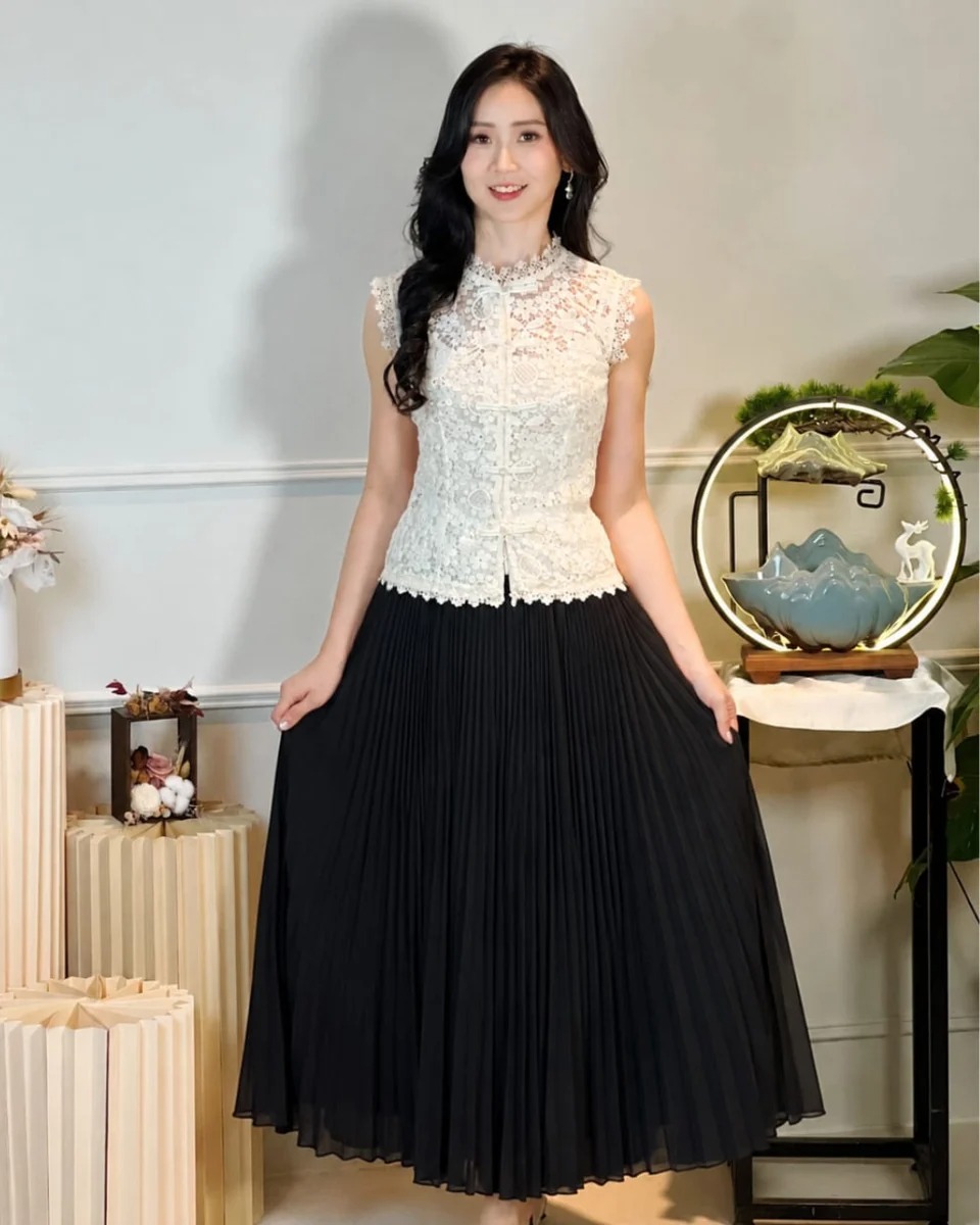 5104 Quintina Pleated A Line Skirt 