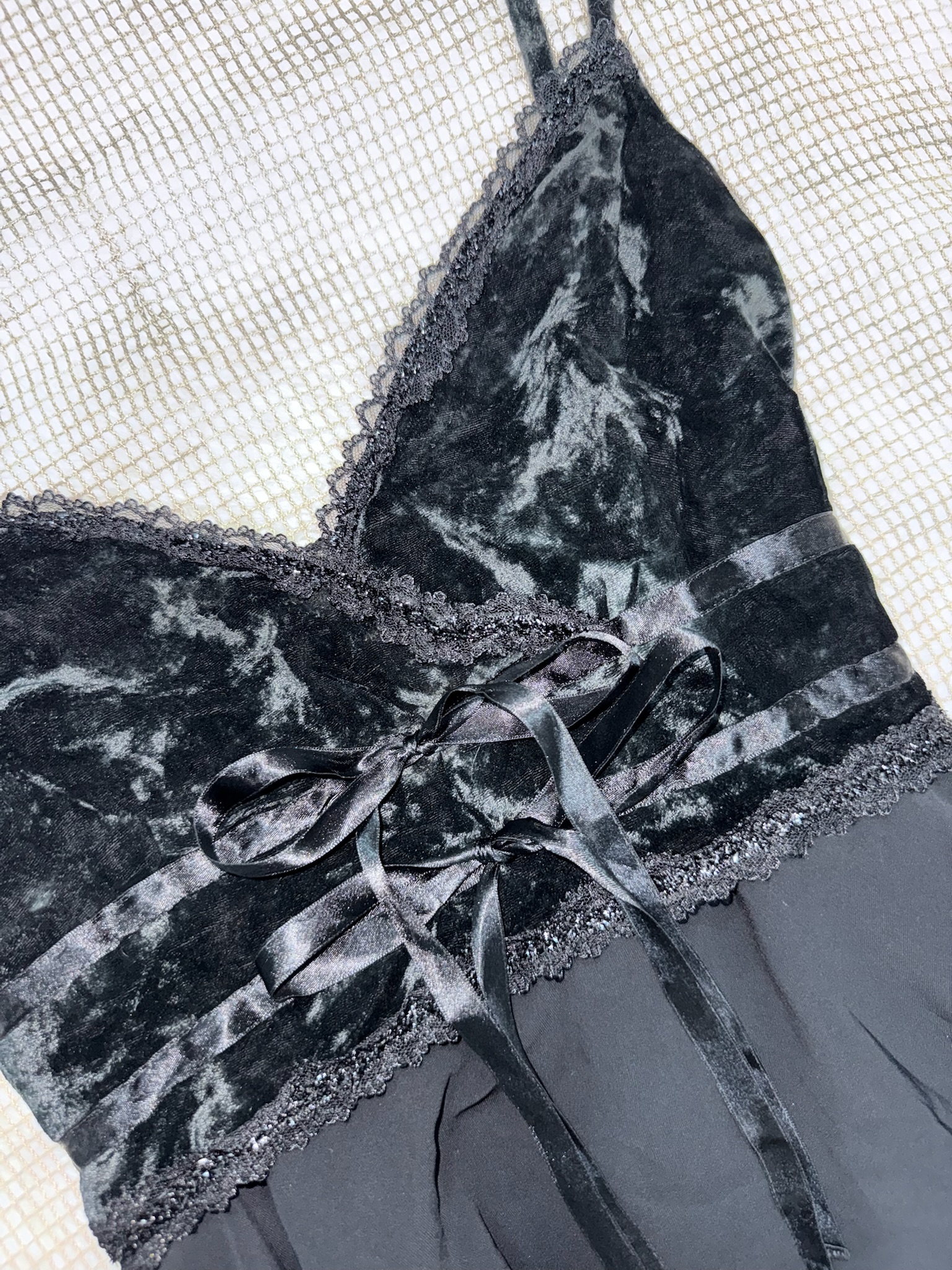 Black Velvet Bodice High-Waist Ribbon Tie Dress