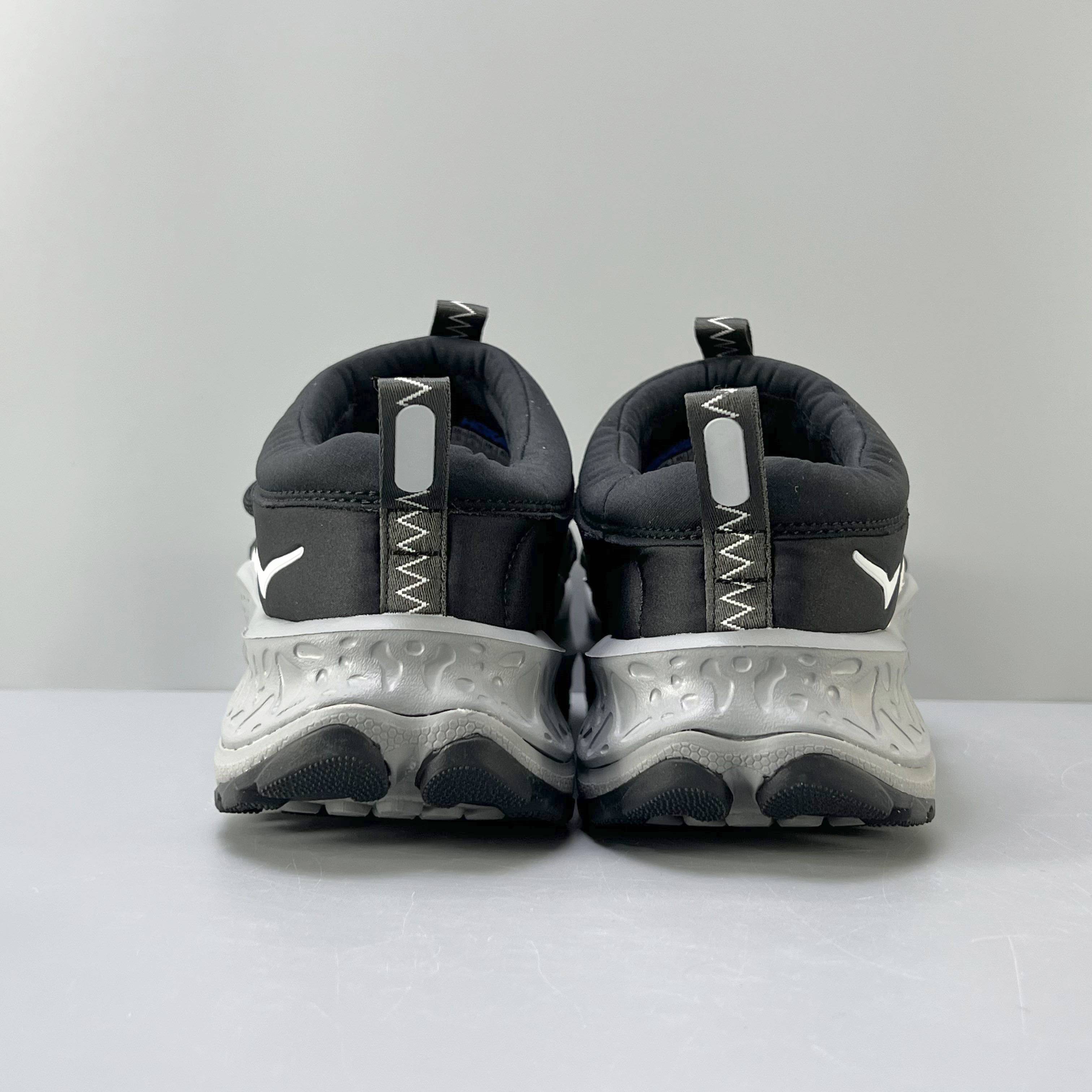 Hoka One One Ora Primo 