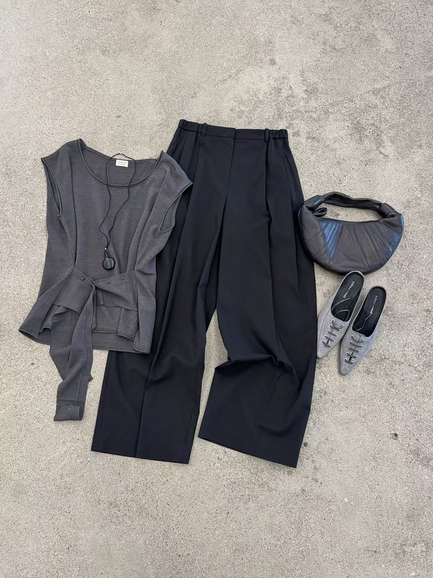 Stylish tided knit