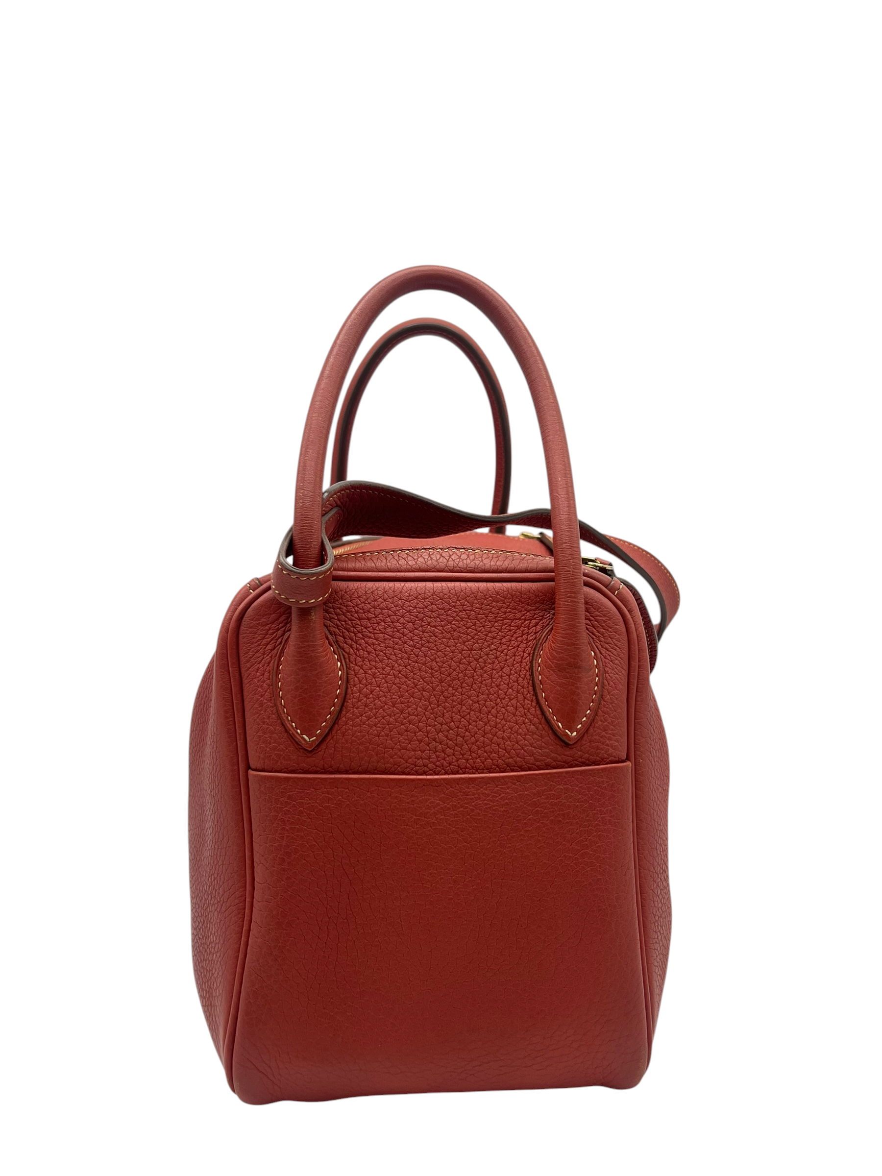 Pre-Owned HERMÉS Lindy 26 Stamp Square Q / Product Code: 26052501