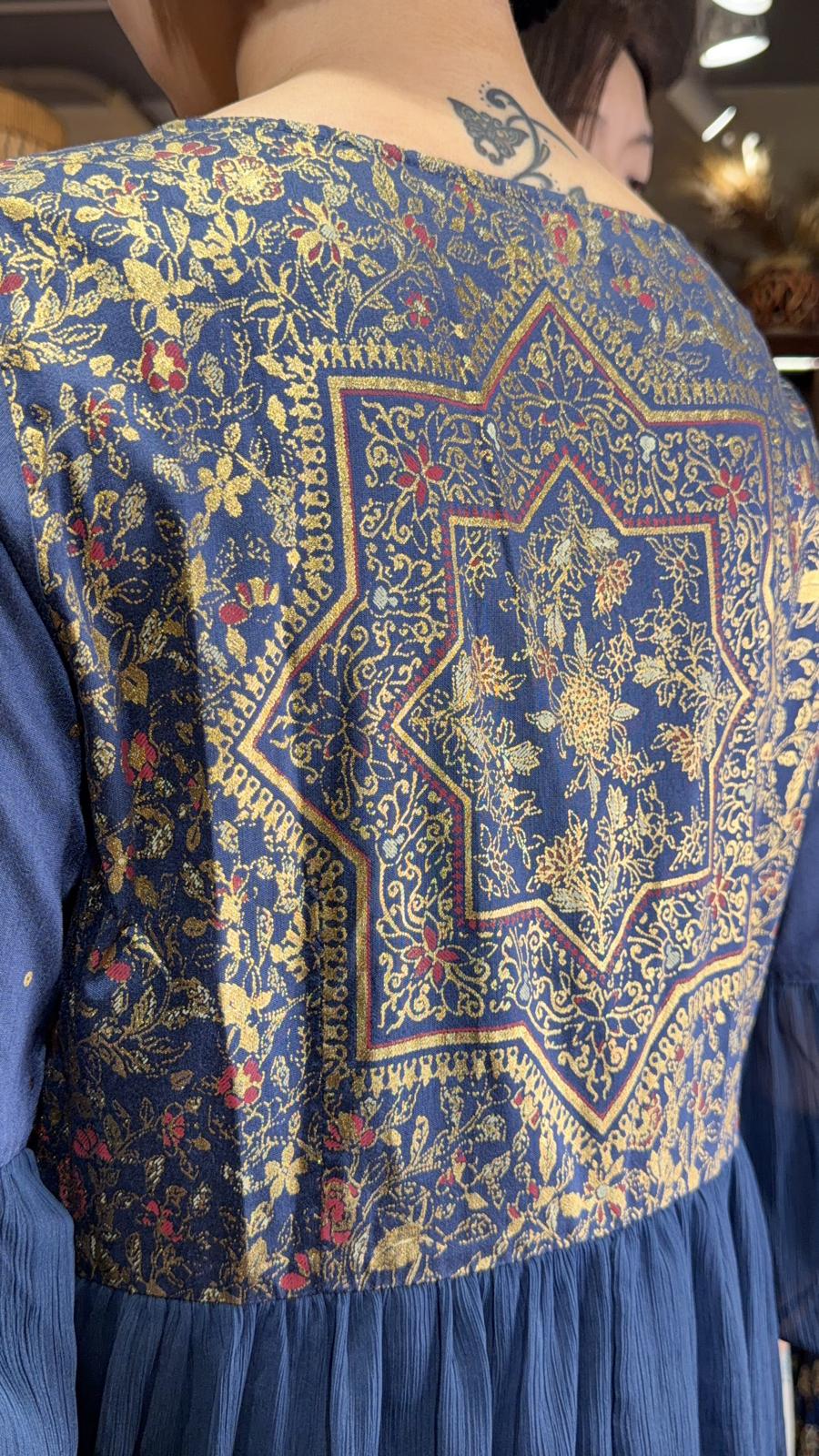 2960 Blue Chiffron Golden Chest OP 49"