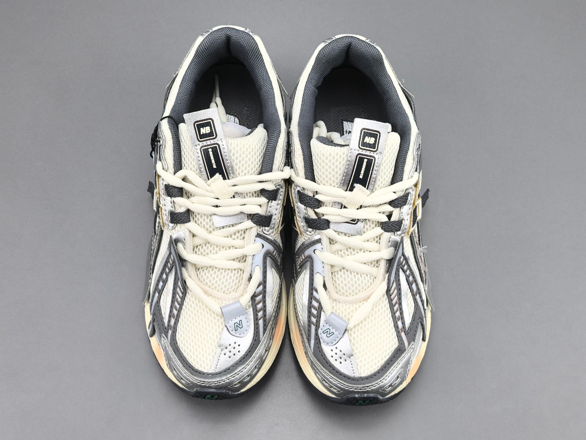 New Balance 1906A U1906AD