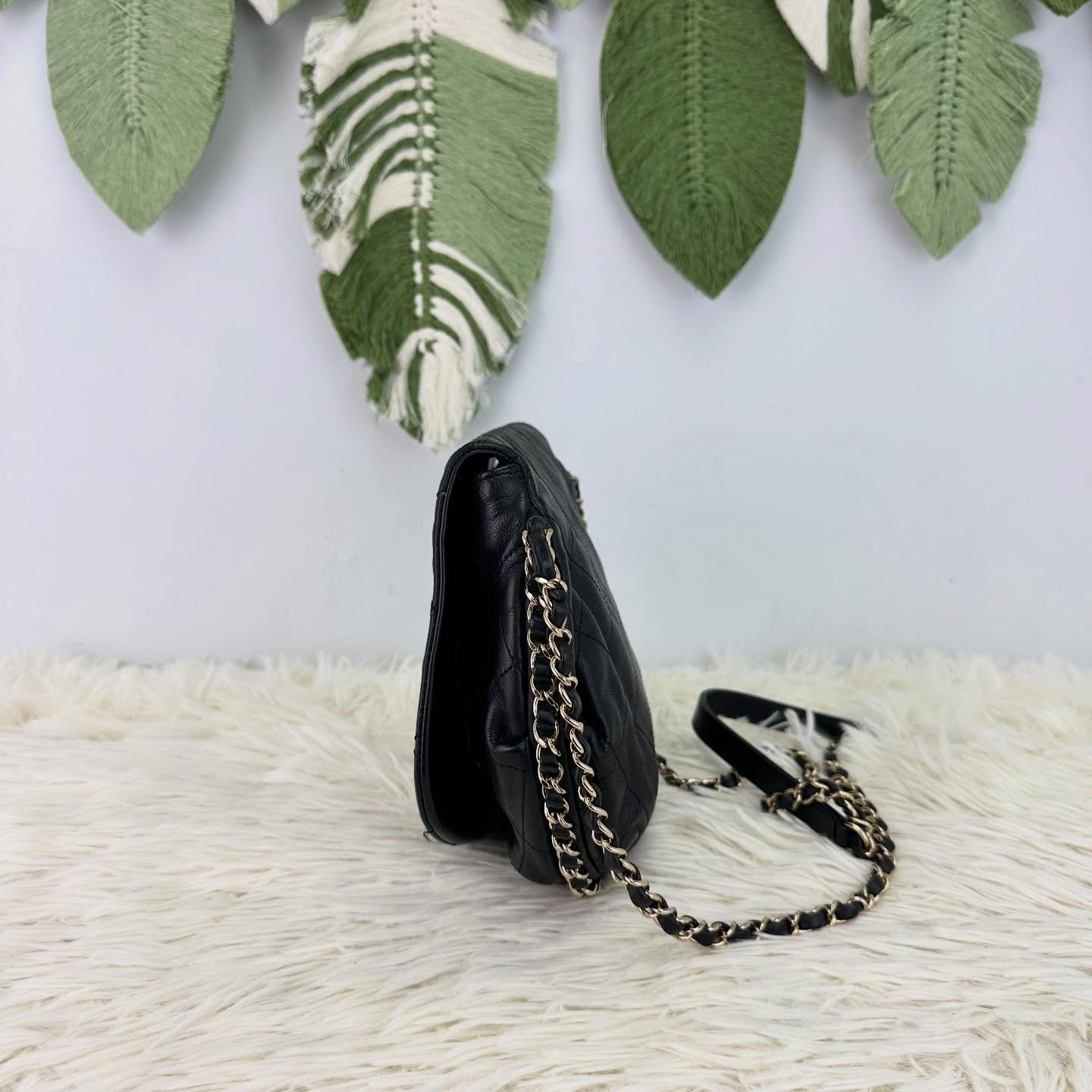 CHANEL 🤍PRE OWNED 黑金菱格牛皮南瓜包 斜肩包🖤