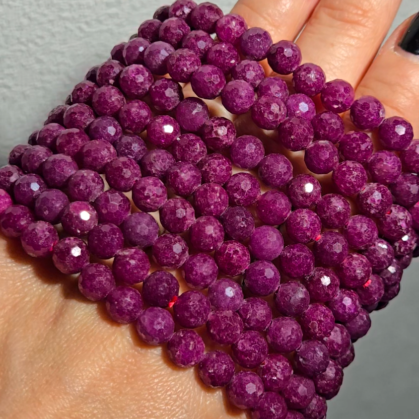Faceted 6.4mm ruby bracelets with UV reaction - RBY128