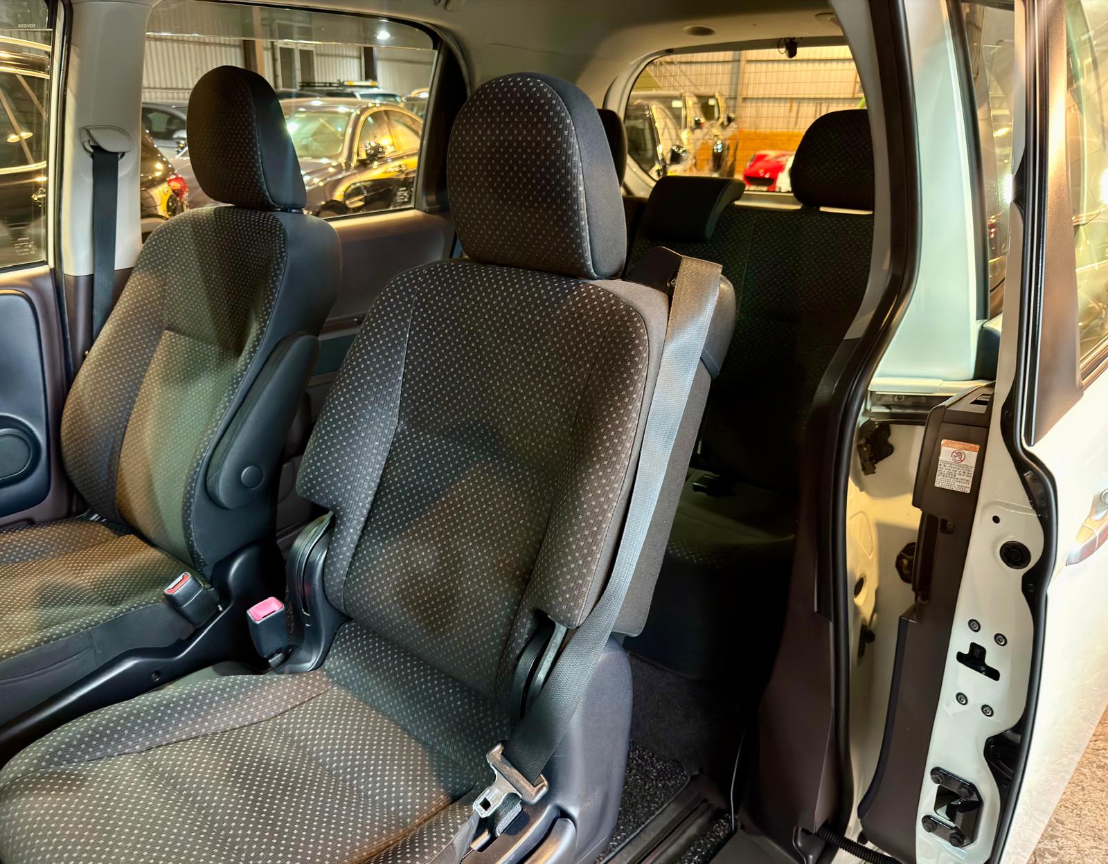 Toyota SPADE 1.5 Modellista 2015