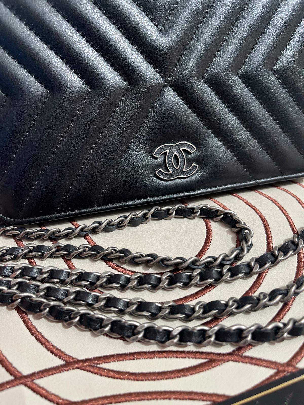 未使用品 Chanel wallet on chain 限量版，牛皮 100%Authentic ,Unused ✅專門店收據✅28Card✅box