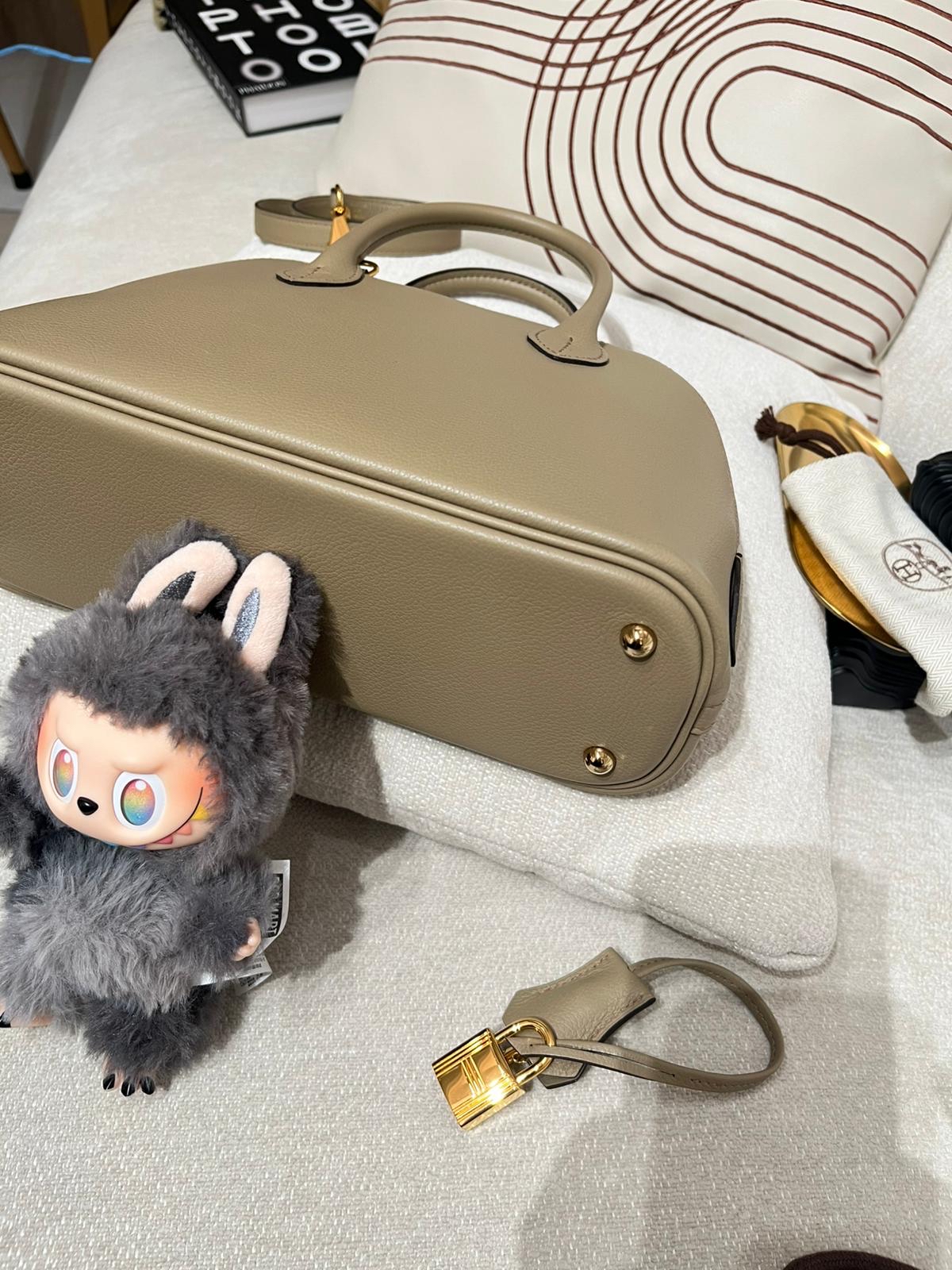 Hermes Bolide 25 STAMP W,marfa 馬爾法米金扣 100%Authentic, 98%new ✅收據✅Key lock✅dust bag ✅box