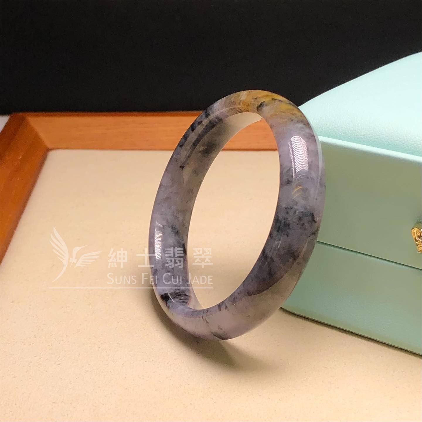 紫底烏雞帶翡色貴妃鐲51.9mm