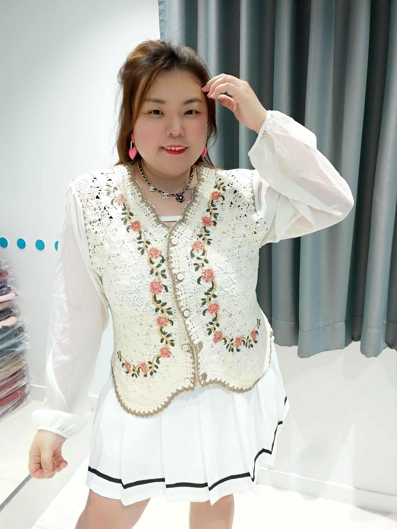 DOD05 拼针织勾花设计外套