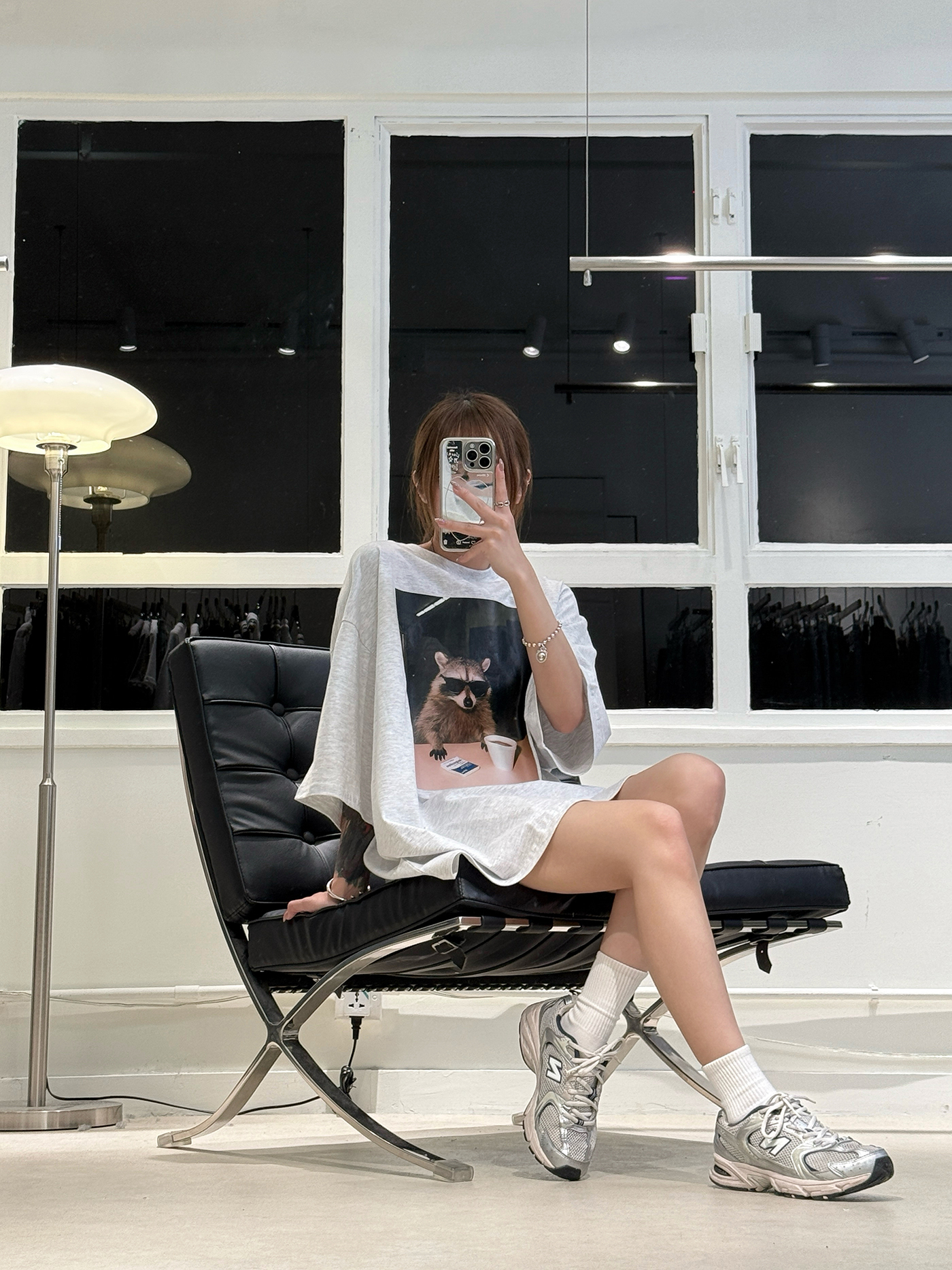 𝐑𝐚𝐜𝐜𝐨𝐨𝐧 𝐠𝐫𝐚𝐩𝐡𝐢𝐜 𝐨𝐯𝐞𝐫𝐬𝐢𝐳𝐞𝐝 𝐭-𝐬𝐡𝐢𝐫𝐭