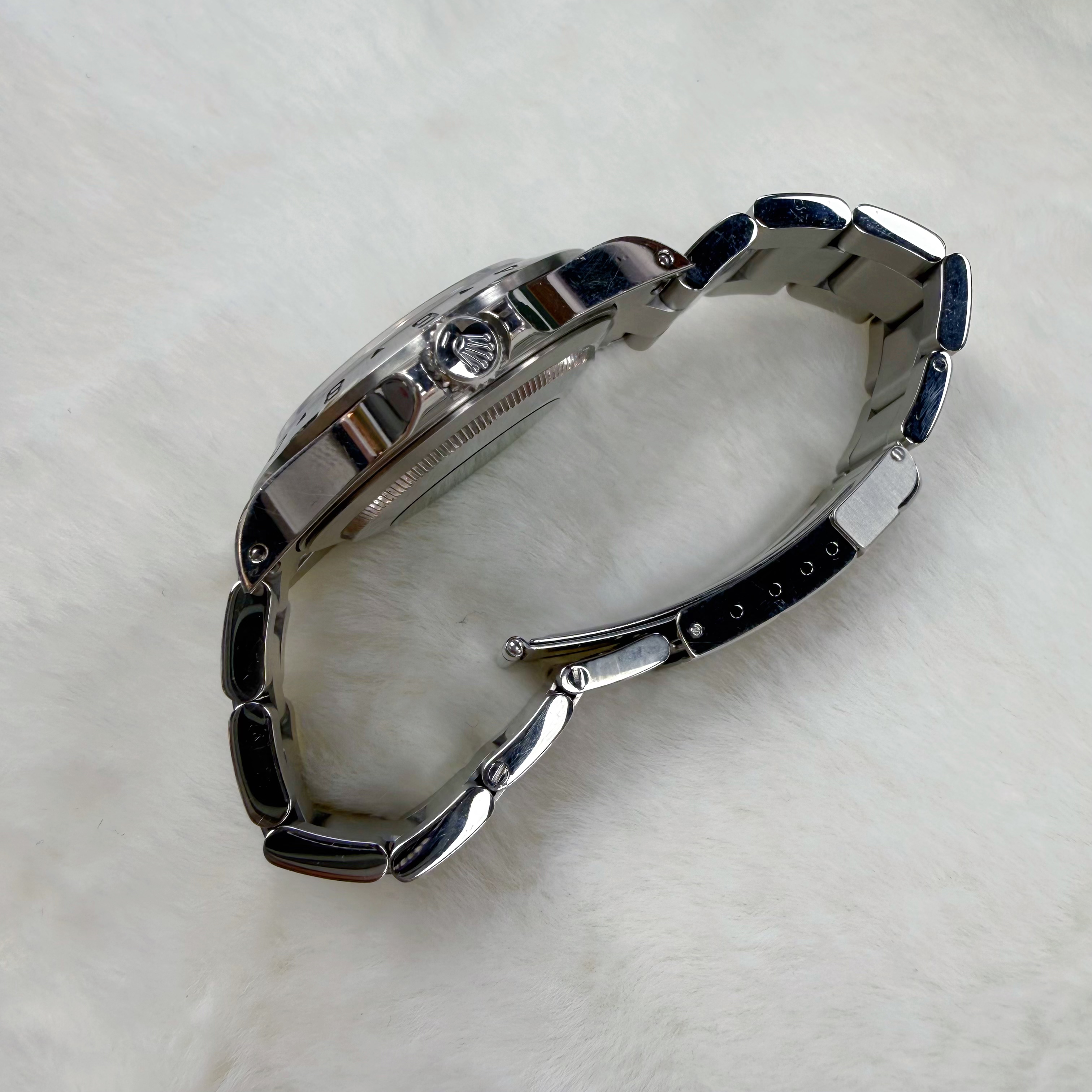 Rolex 勞力士探險家系列 16570