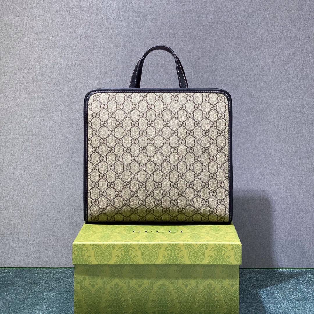 🔥大货实拍 𝙂𝙪𝙘𝙘𝙞 儿童包 小瓢虫系列 型号：664083 尺寸：28.5*25*11cm