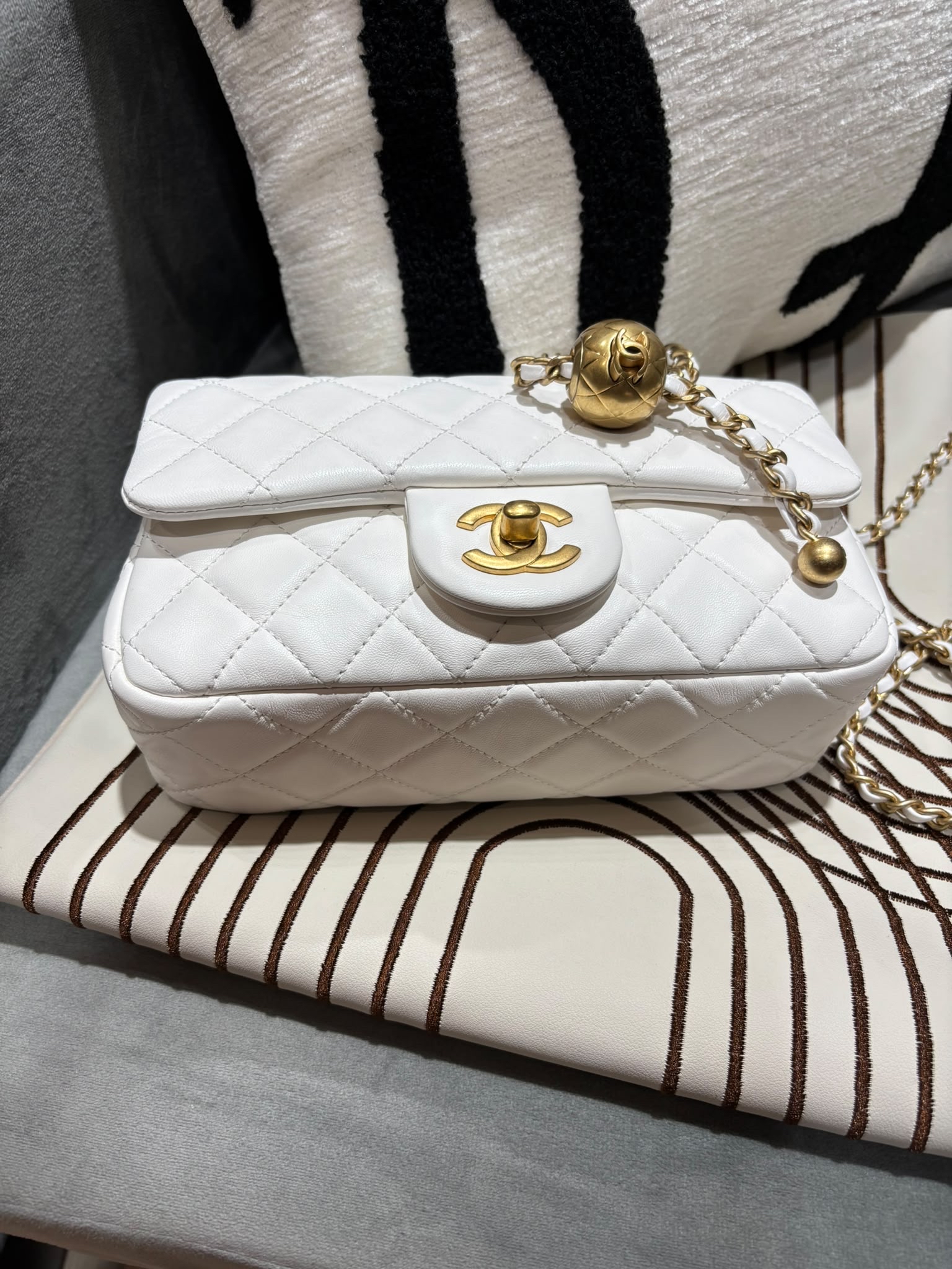 Chanel CF20 Mini Classic Flap Chain Shoulder Bag 調節金球 AS1787 100%Authentic, 98%New ✅晶片✅Dust bag✅Box