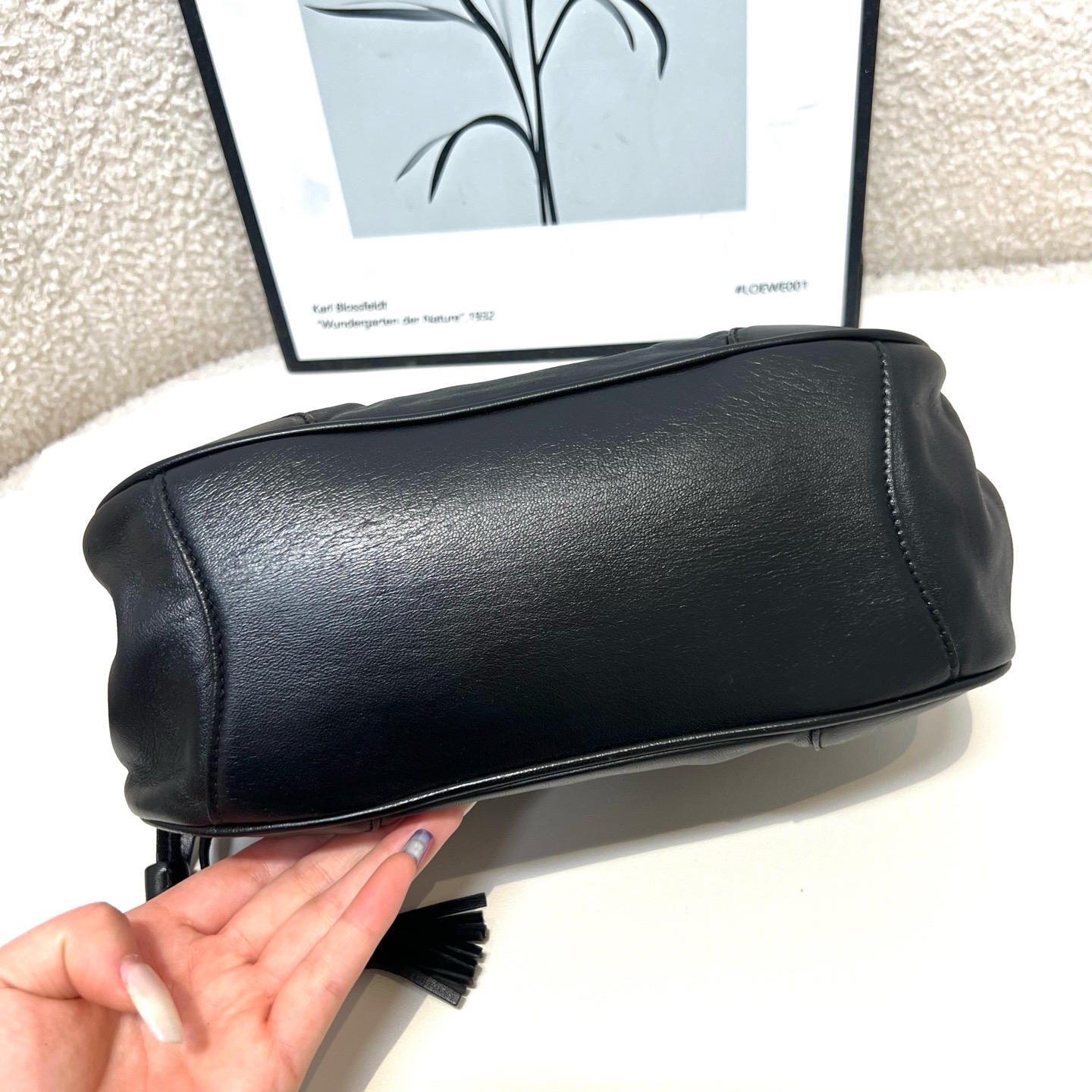 【預訂貨品】Prada 黑色腋下包