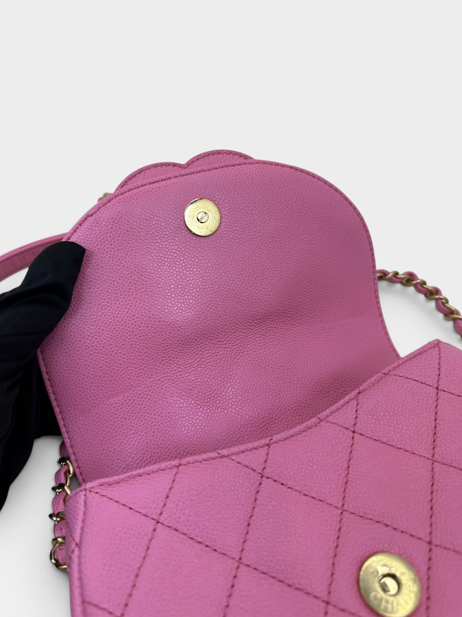 Pre-Owned CHANEL Mini Messenger Flap Bag / Product Code: K090407