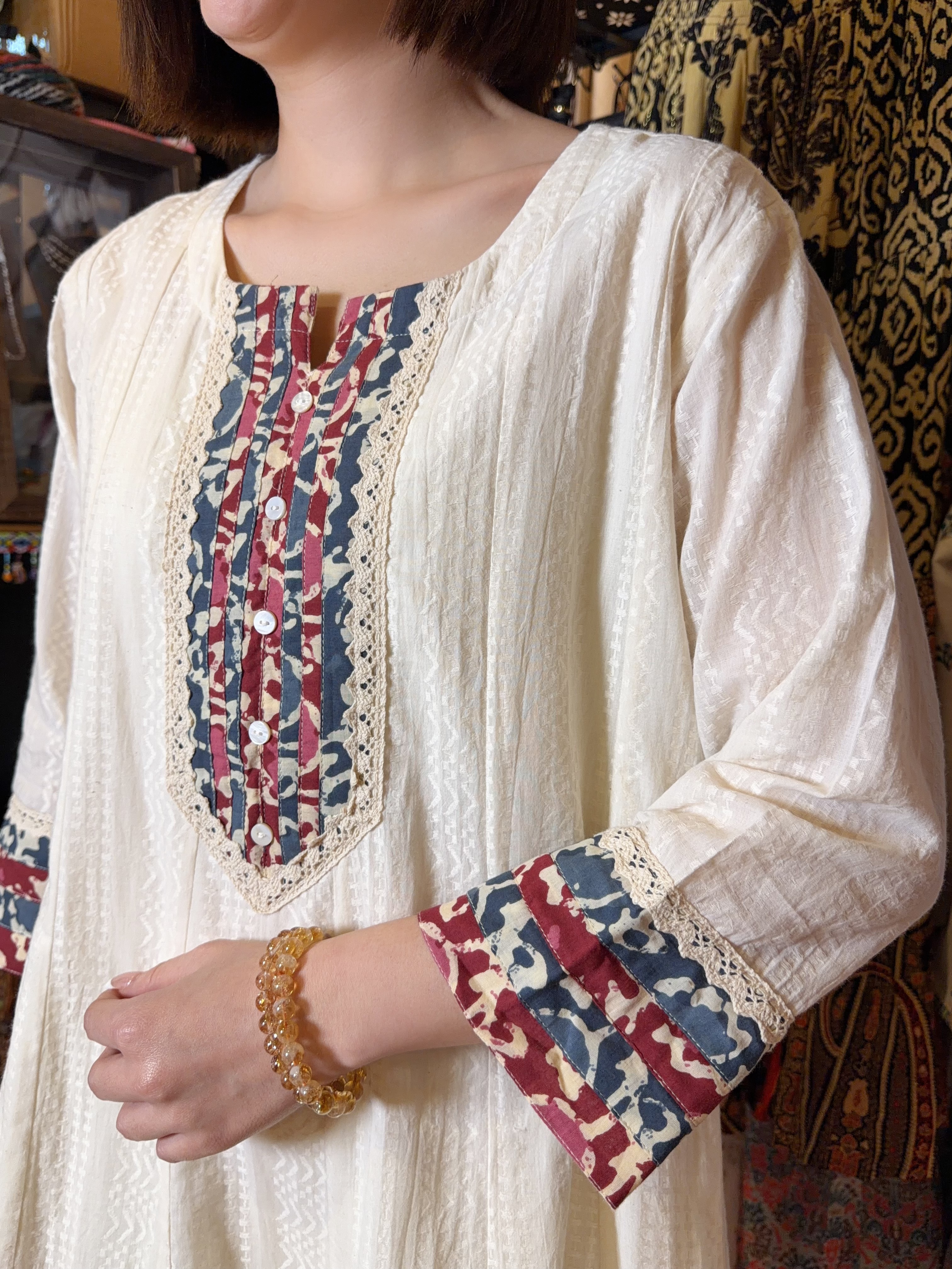 1669 White 3D Pattern Camouflage A-Line OP