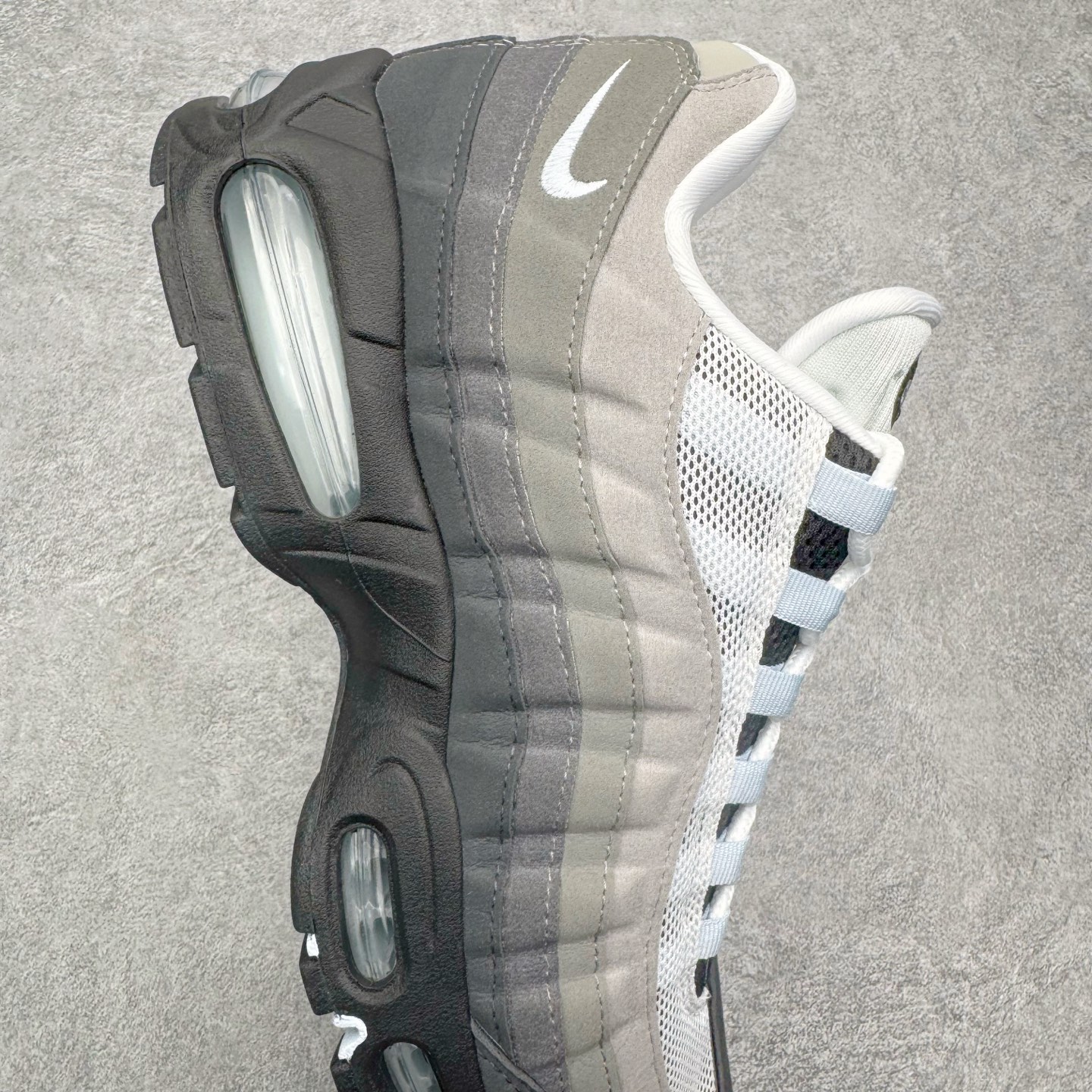 Nike Air Max 95 OG "Big Bubble" HJ5996-002 