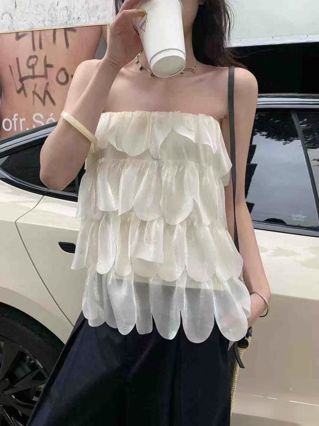 TP327风层叠花瓣抹胸