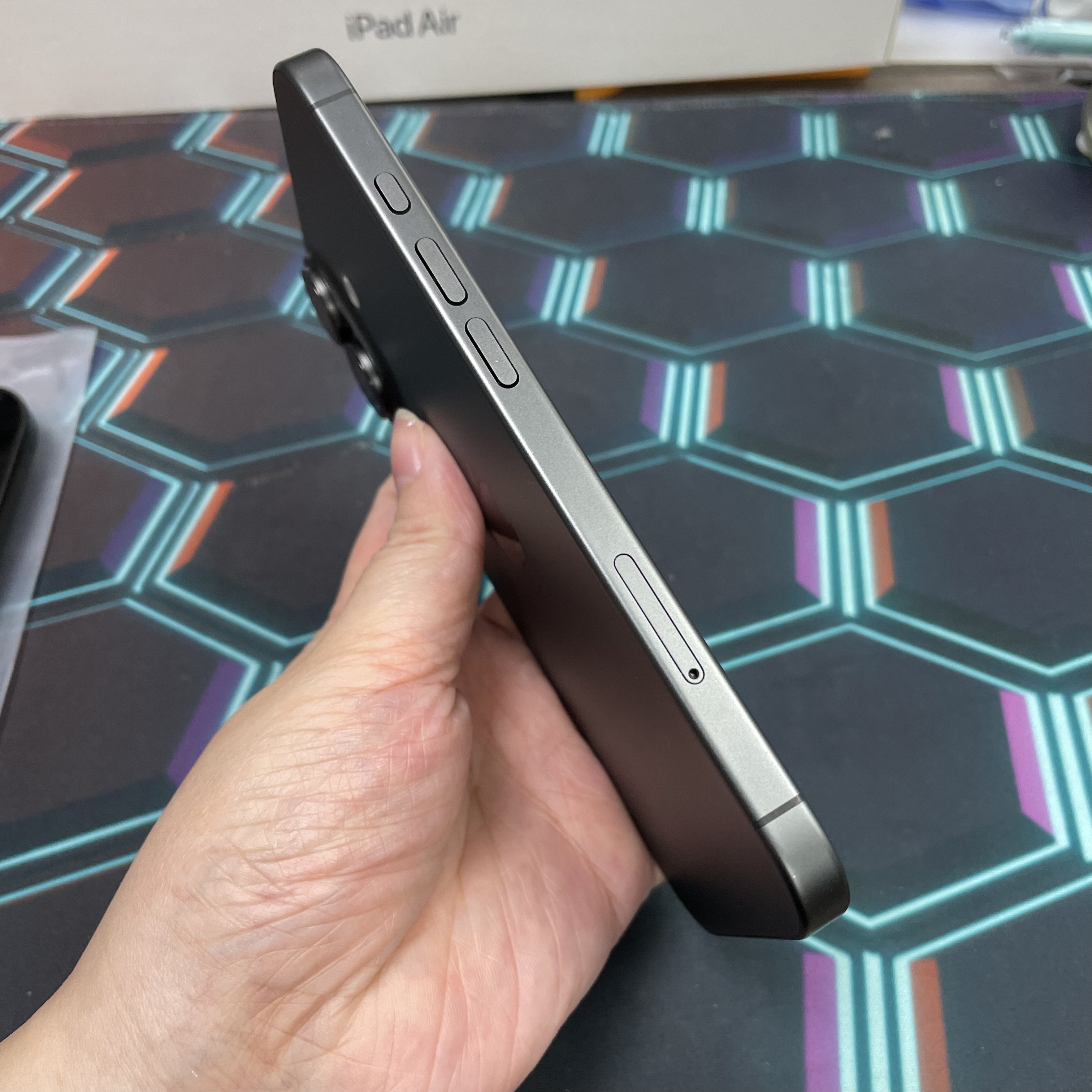 *8077 17 勁靚機 512GB 電90 黑色 black