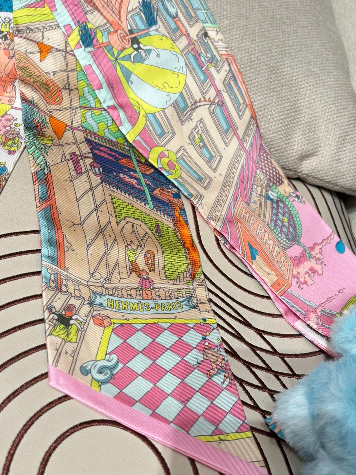 Hermes Maxi Twilly 100%Authentic, 99%New ✅Box