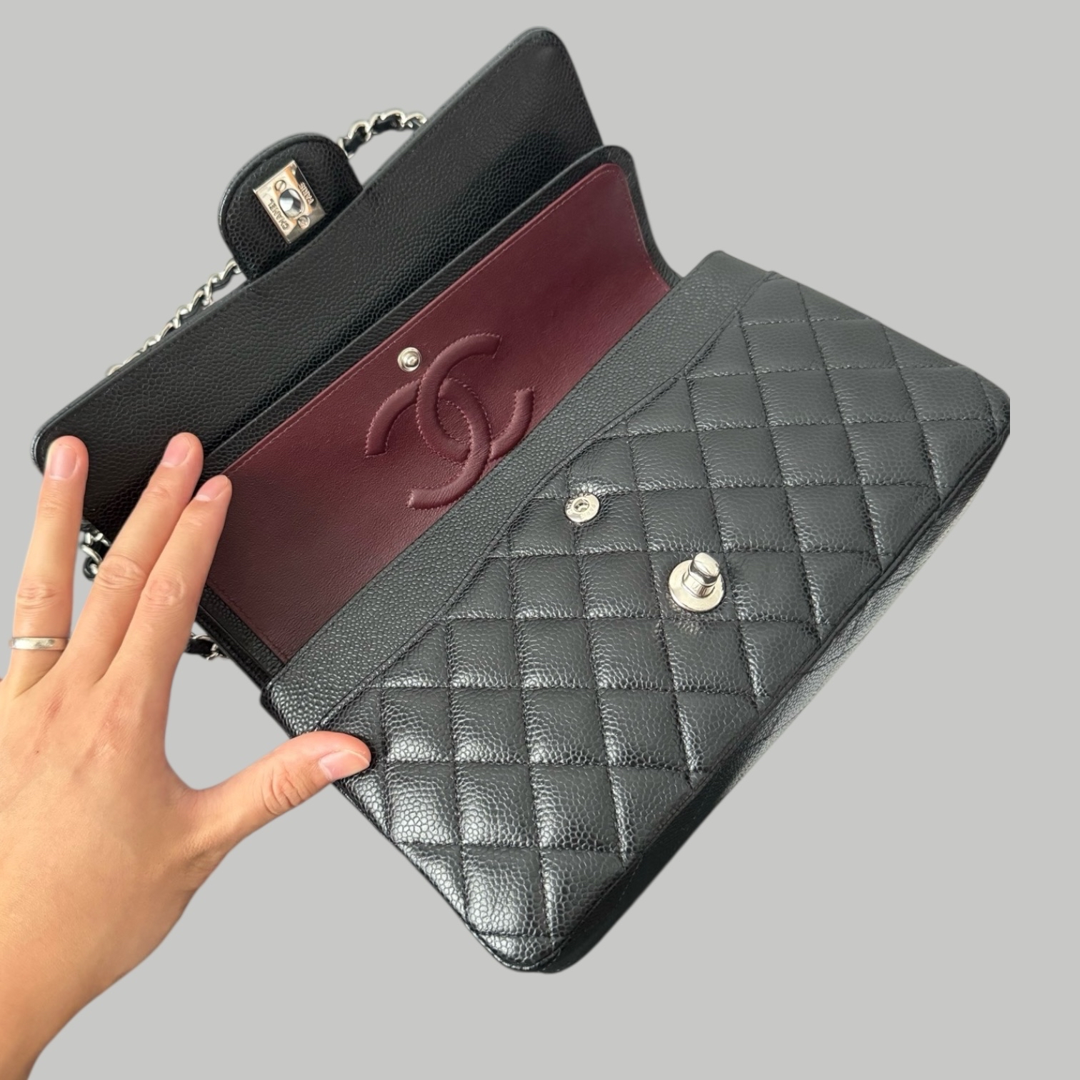 Chanel Caviar CF25銀扣