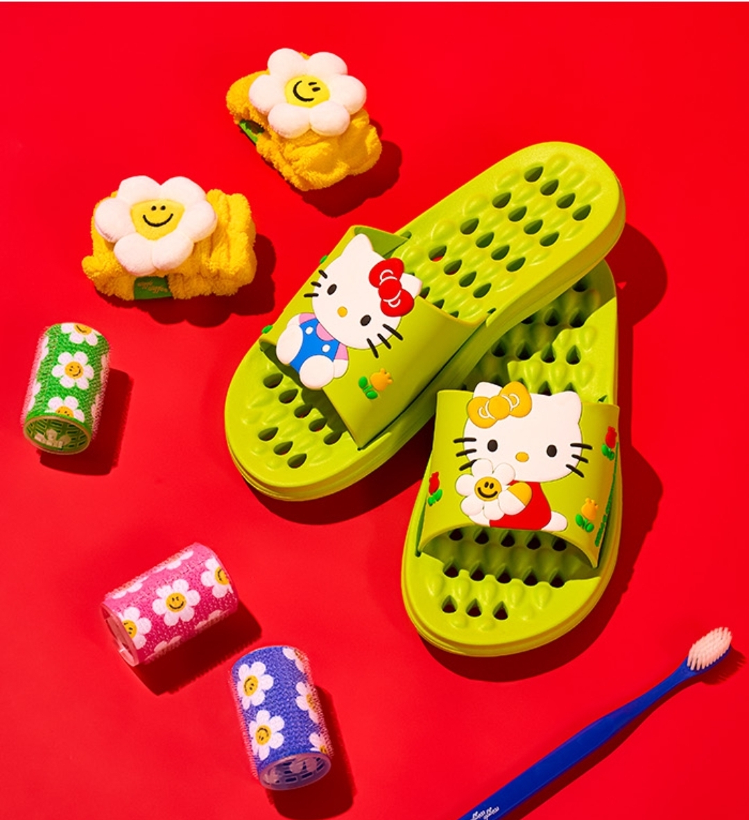 Wiggle Wiggle × Hello Kitty 青蘋果綠拖鞋