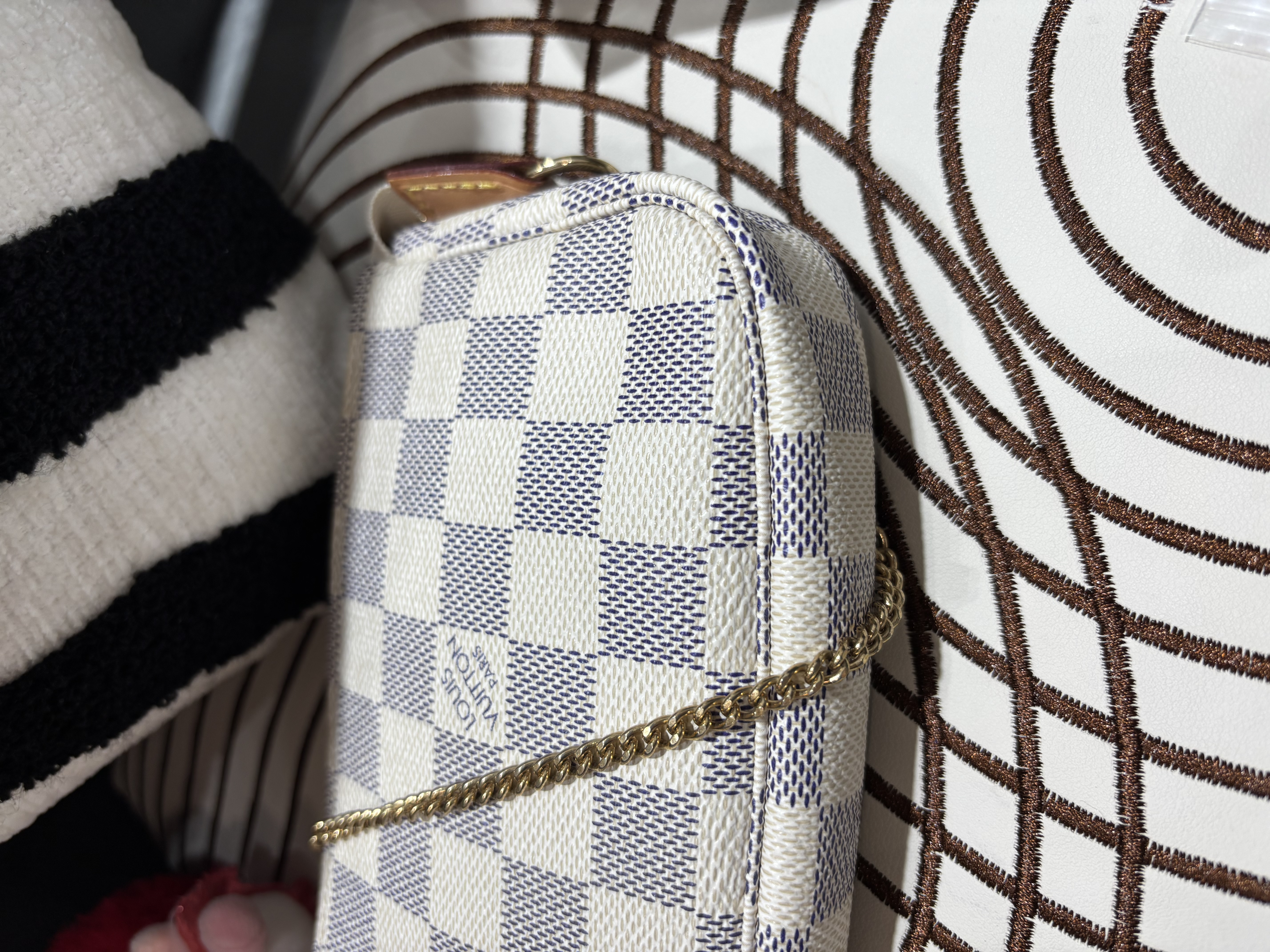 Lv mini pochette