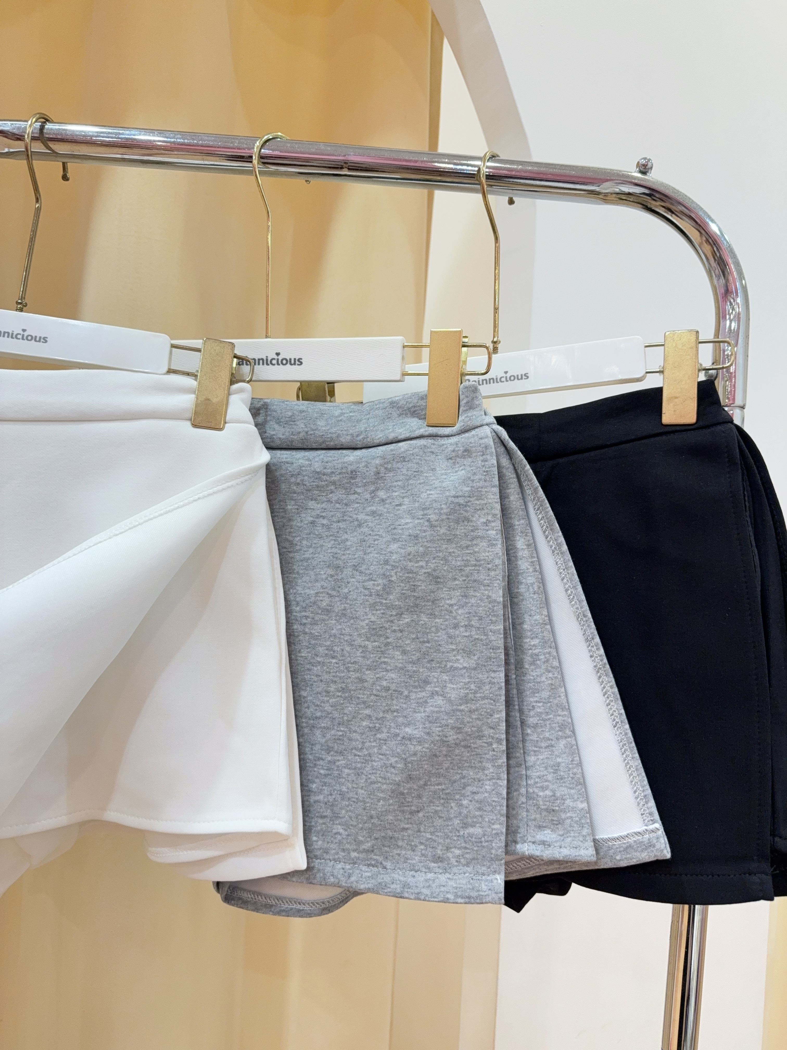 太空棉侧开叉半身短裙 R2931