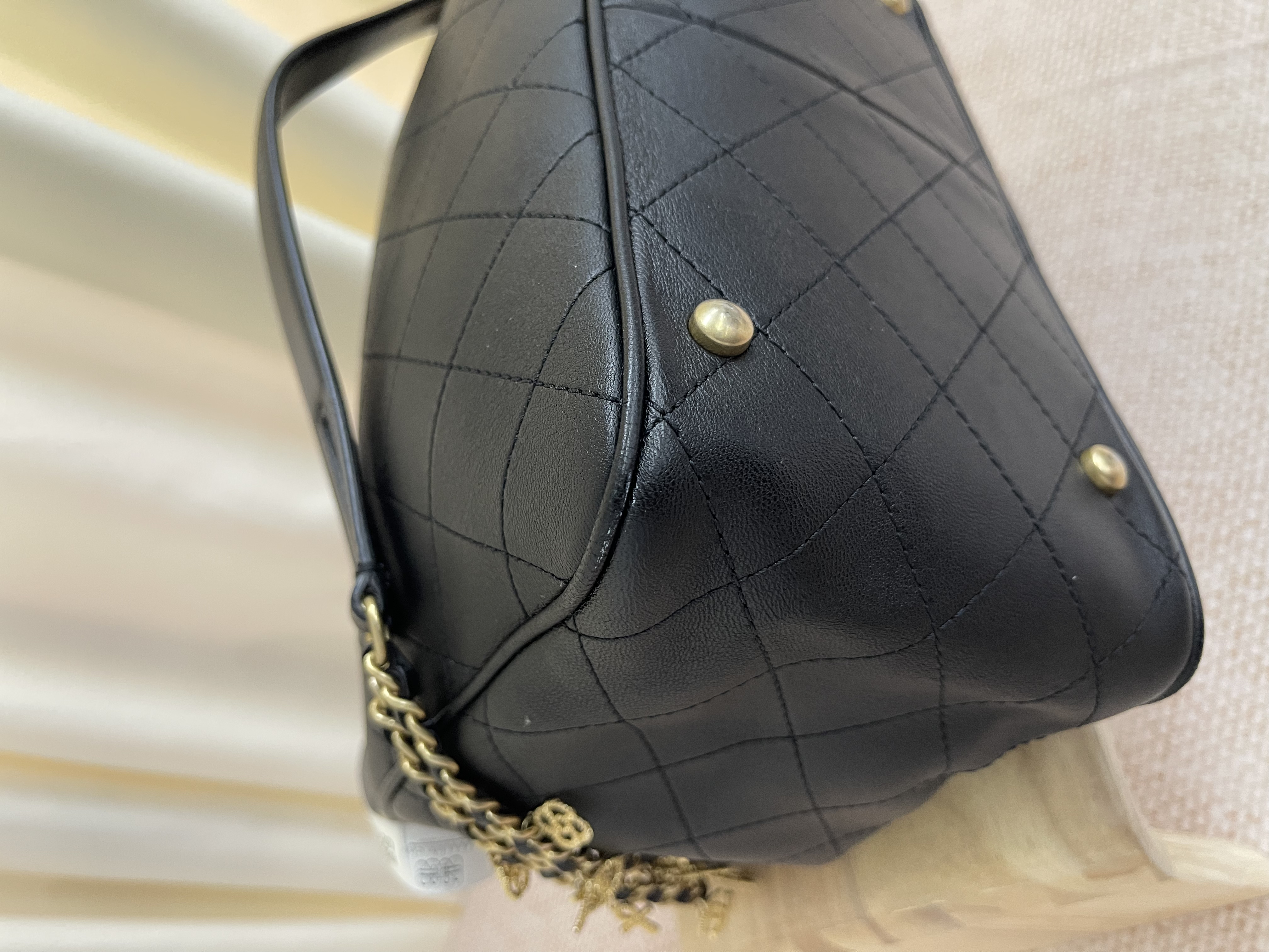 Pre-owned Chanel Bucket Bag/ Product Code: 26022104